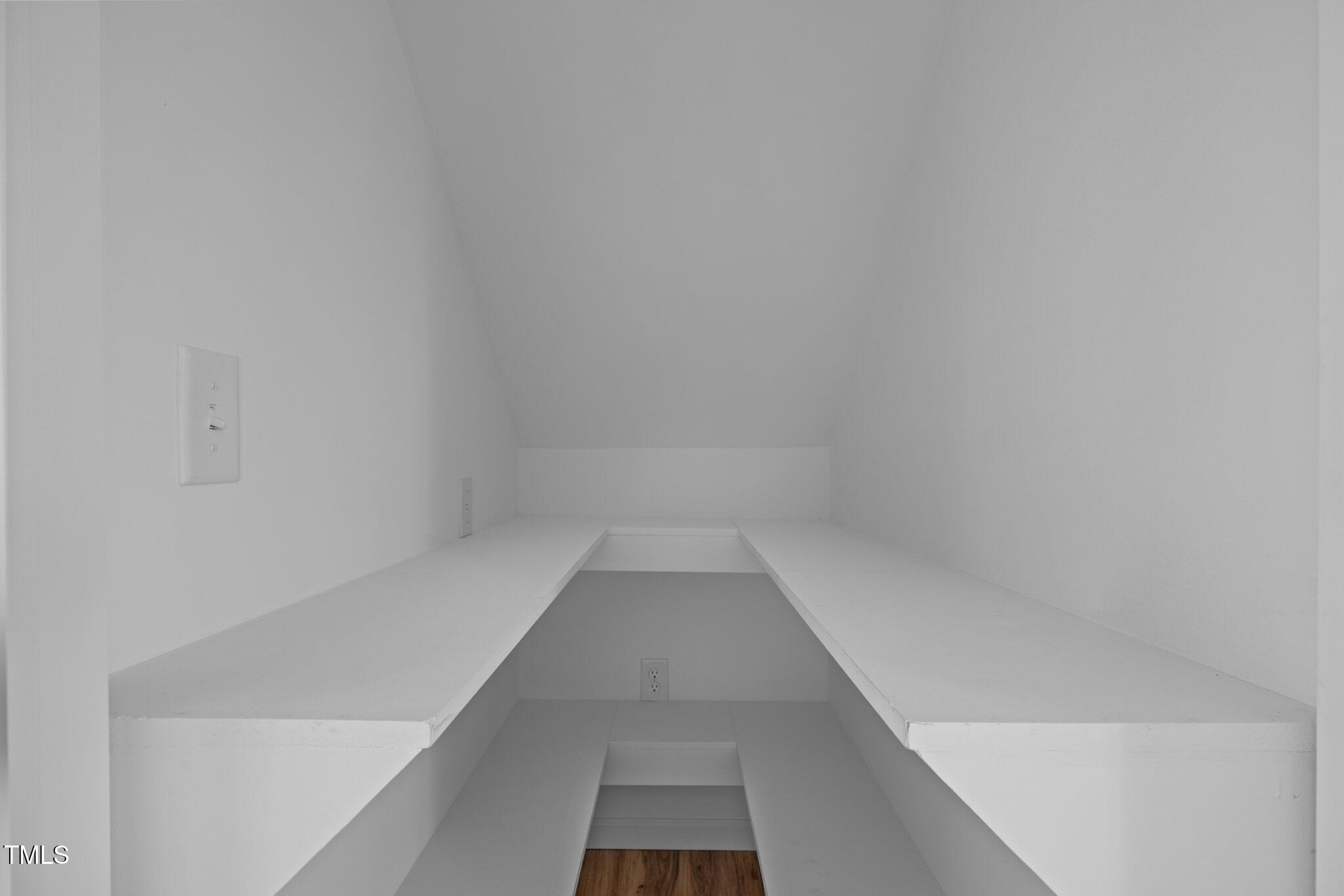 527 Cornelius Street Property Photo 16