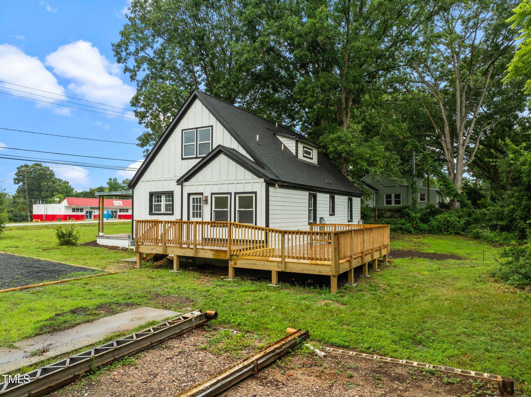 527 Cornelius Street Property Photo 40