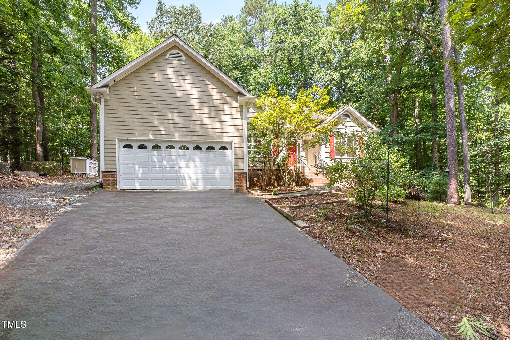 103 Stonehill Road Property Photo 2