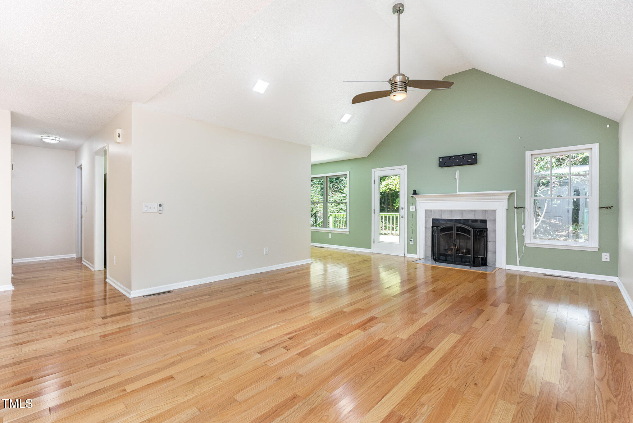 103 Stonehill Road Property Photo 4