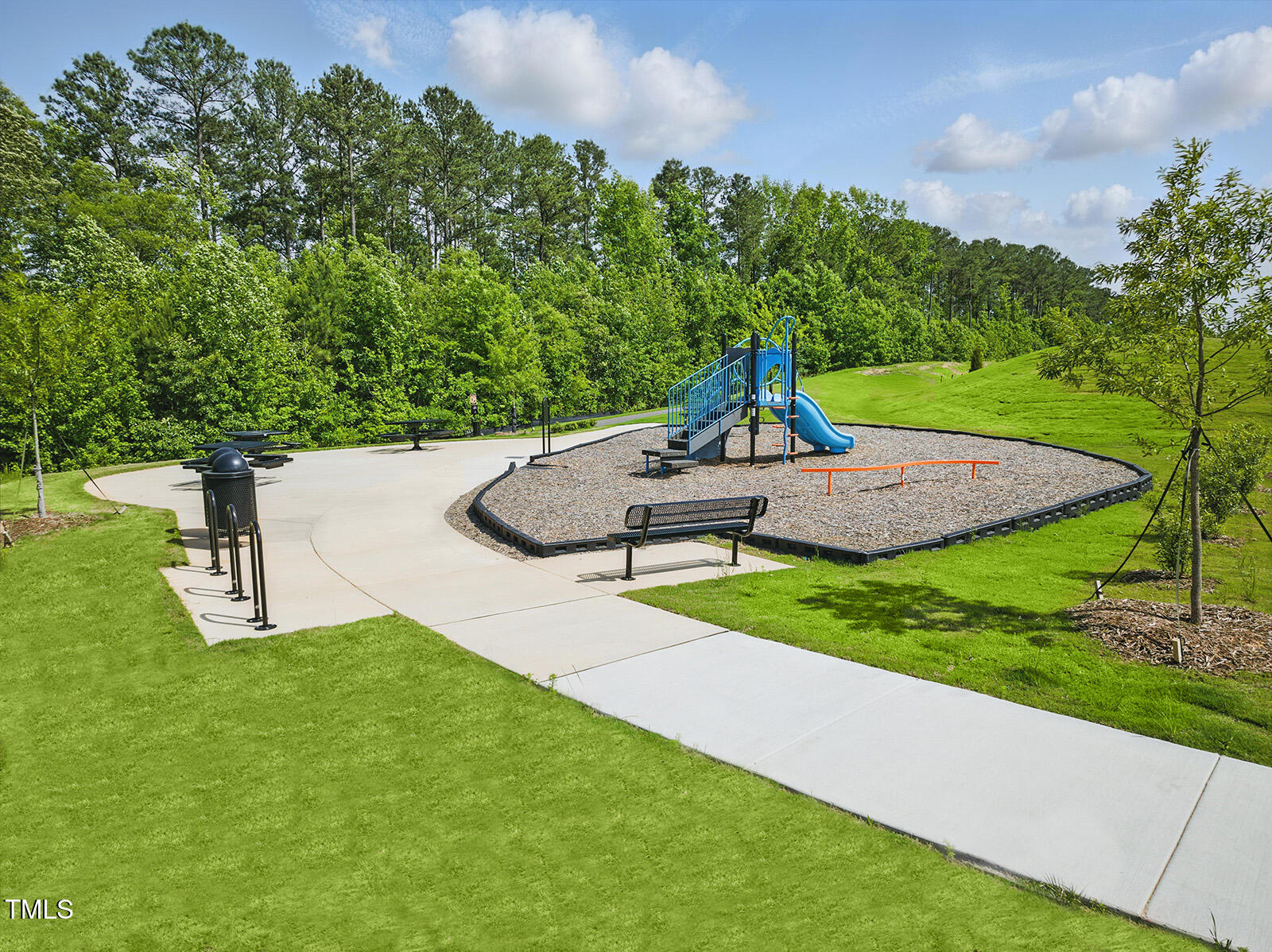 296 Meadowbark Bend # 35 Property Photo 6