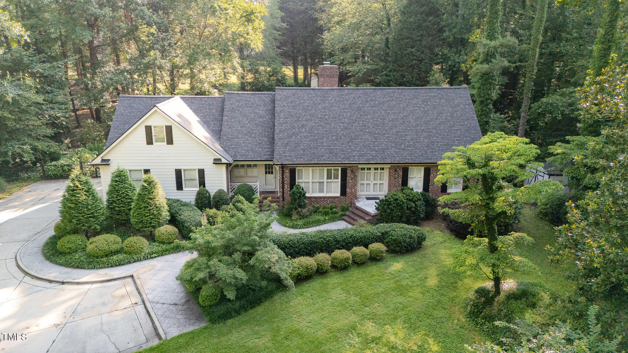 515 S Woodland Road Property Photo 1