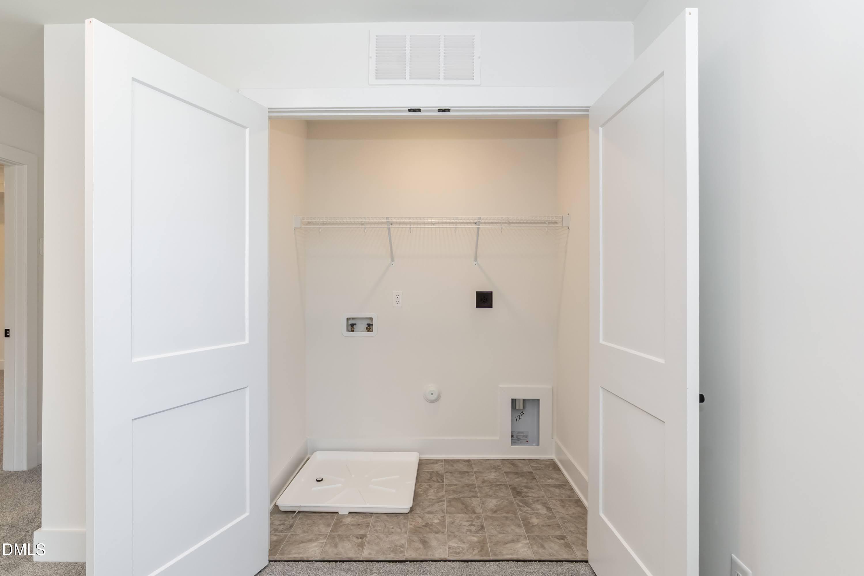 333 New Twin Branch Court Property Photo 27