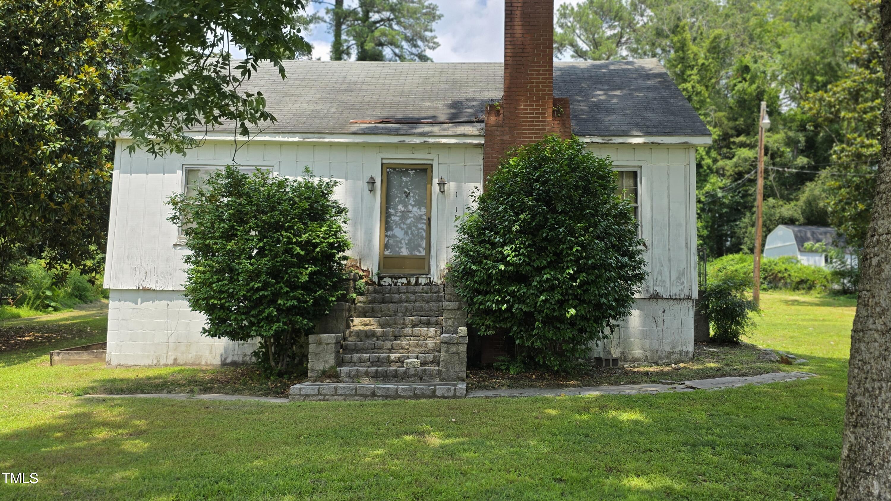 1015 Wait Avenue Property Photo 1