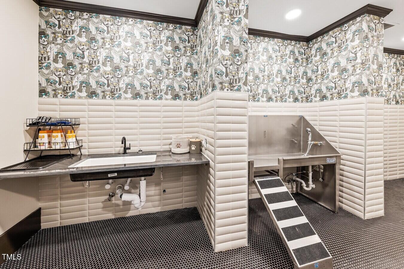 1950 Grisdale Lane B2d Property Photo 21