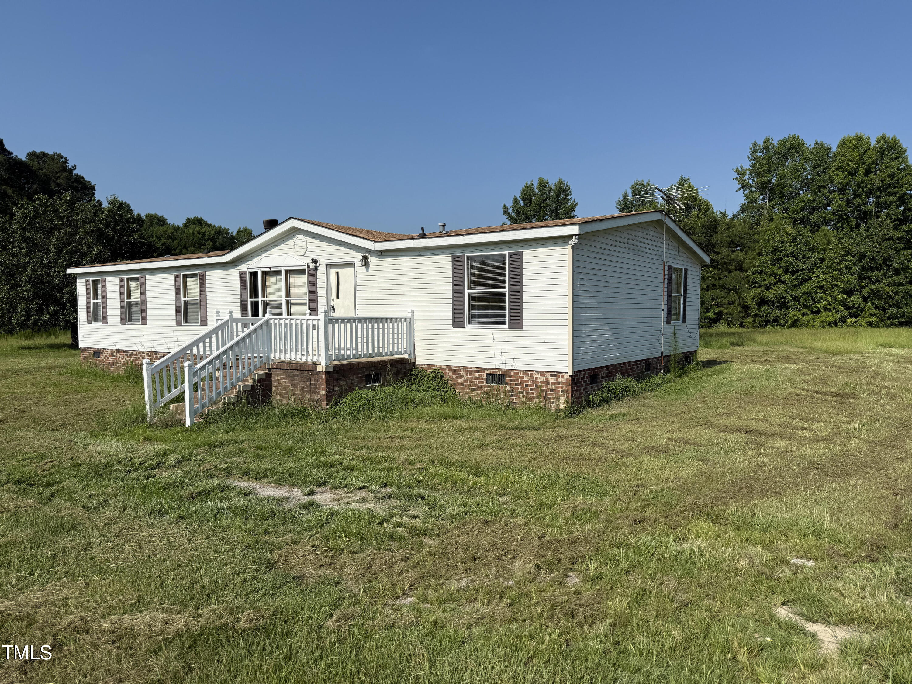 5967 Faith Baptist Church Road Property Photo 1