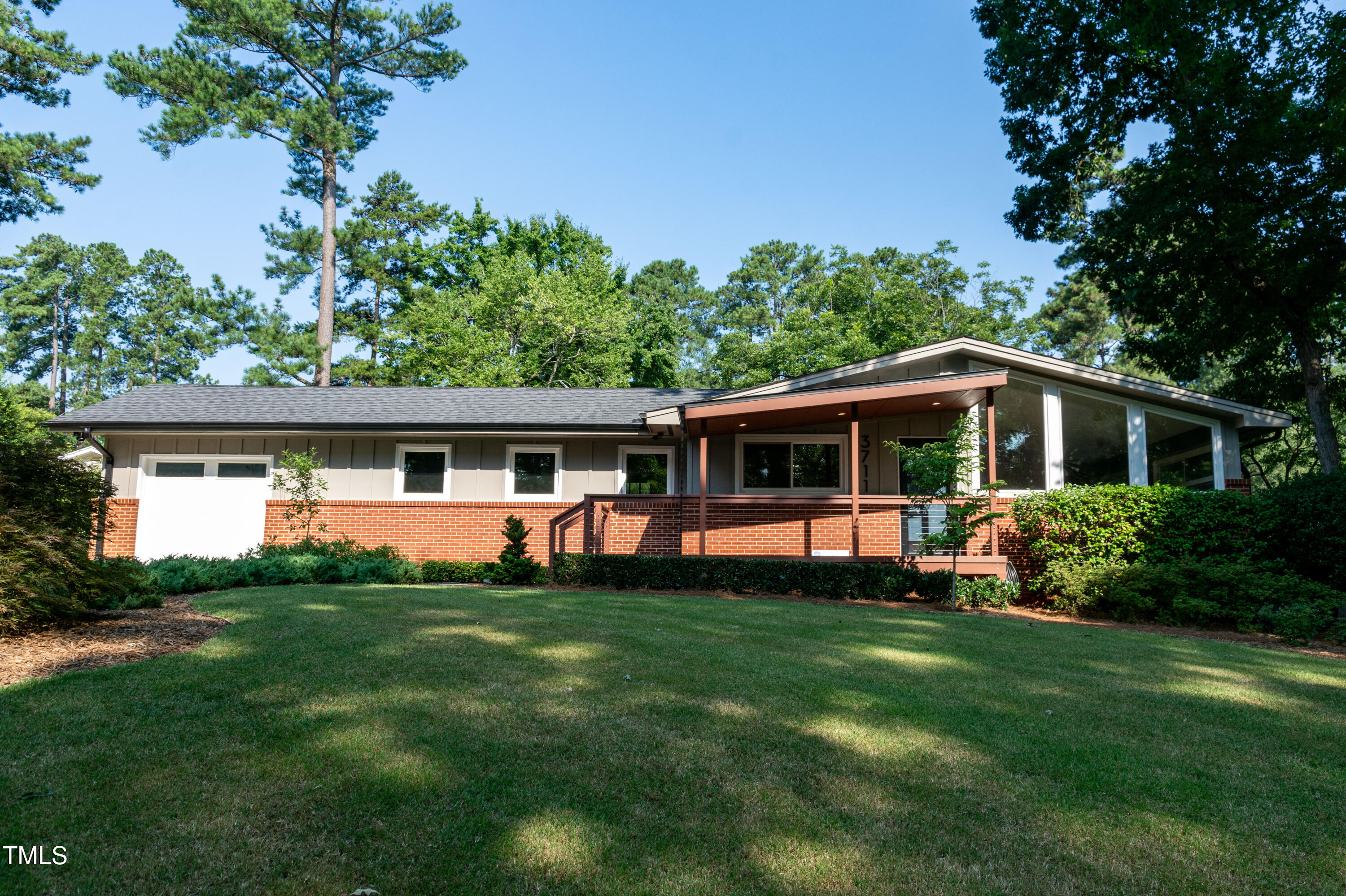 3711 Corbin Street Property Photo 1