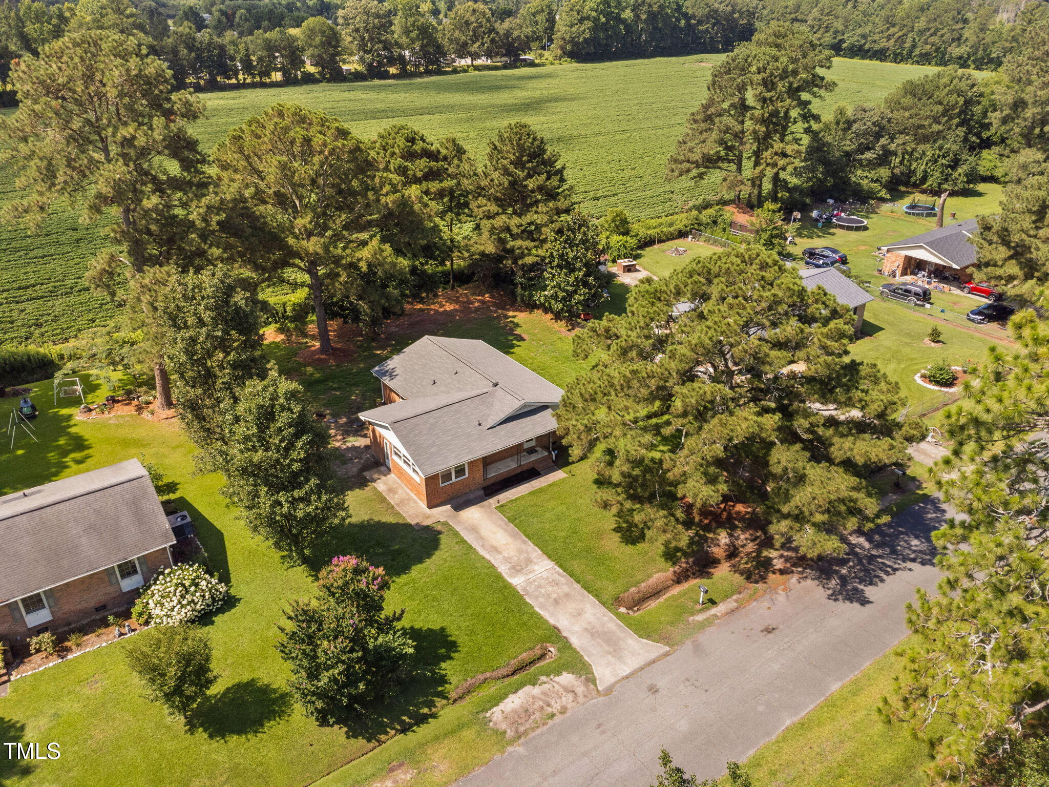 131 Brentwood Drive Property Photo 1