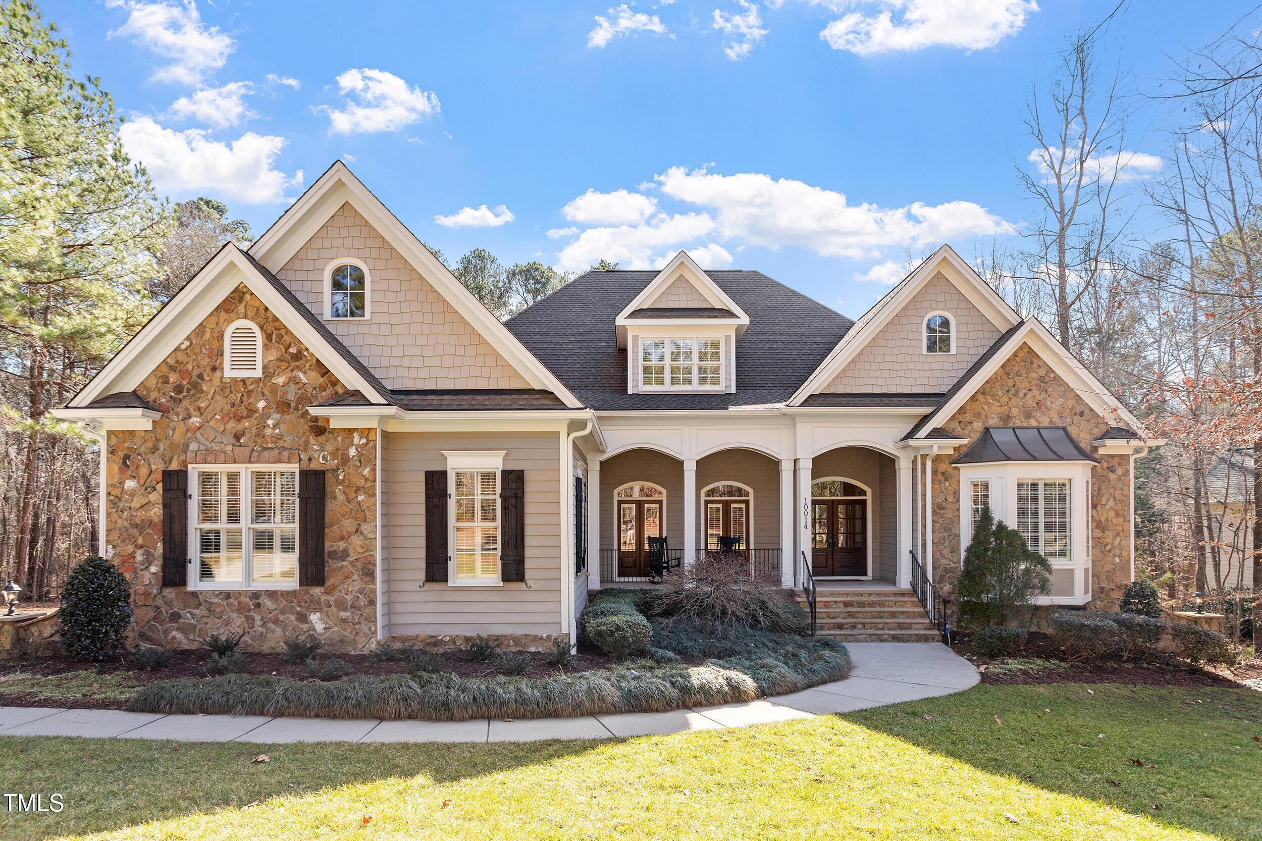 10014 Hammock Bend Property Photo 1