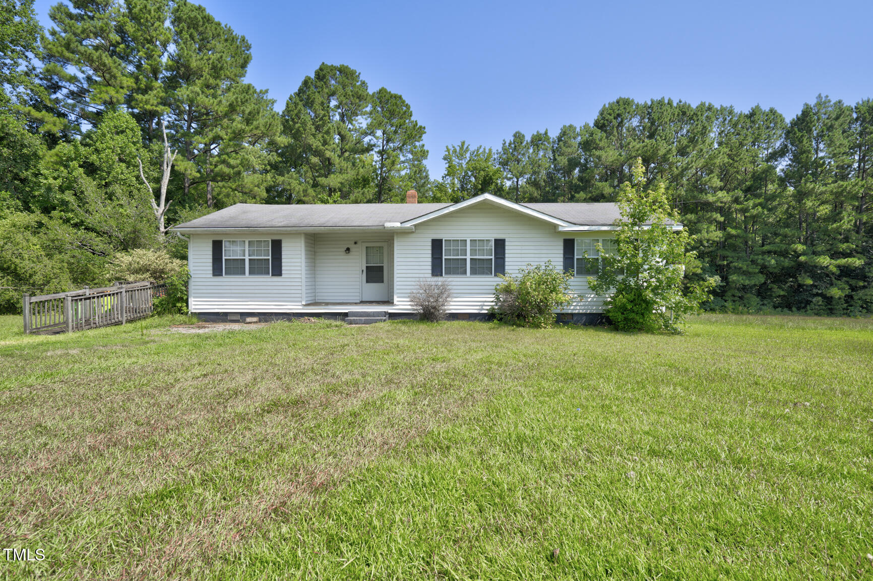 463 Lynch Cemetery Road Property Photo 1