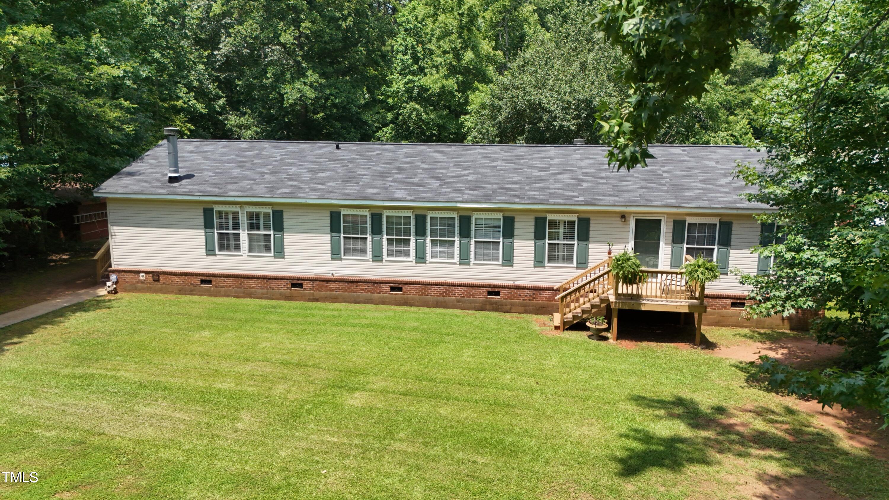 205 N Raleigh Farms Road Property Photo 1