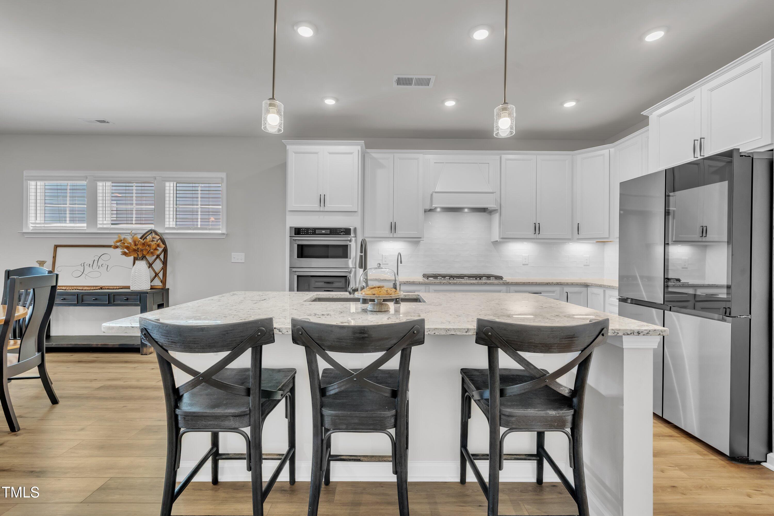 115 Circle City Way Property Photo 8