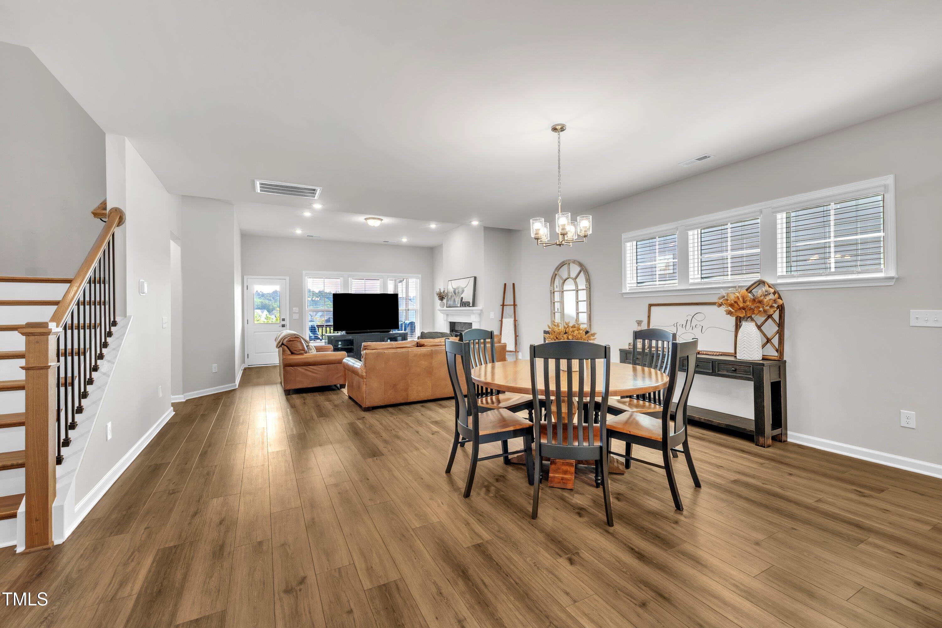 115 Circle City Way Property Photo 13