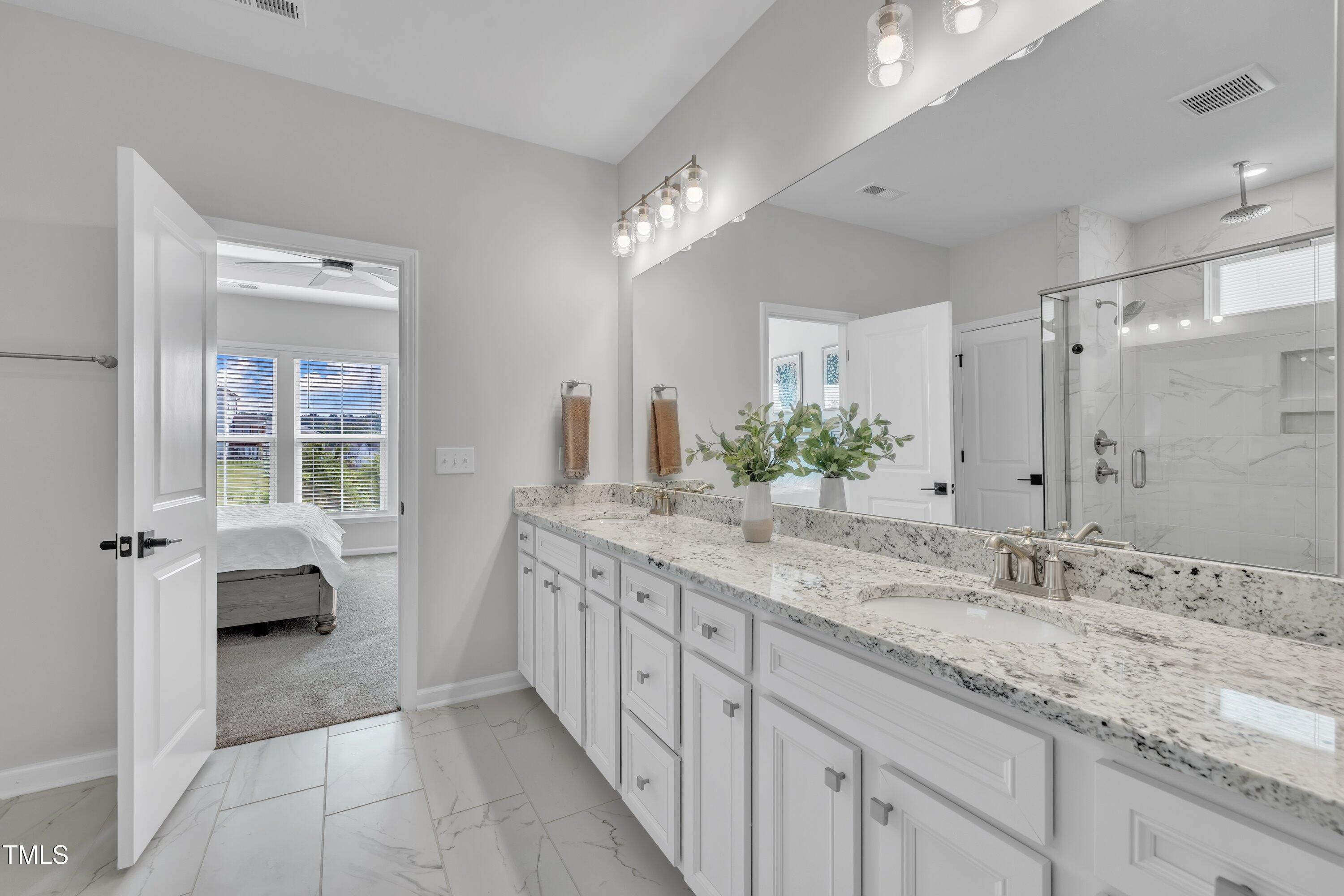 115 Circle City Way Property Photo 25