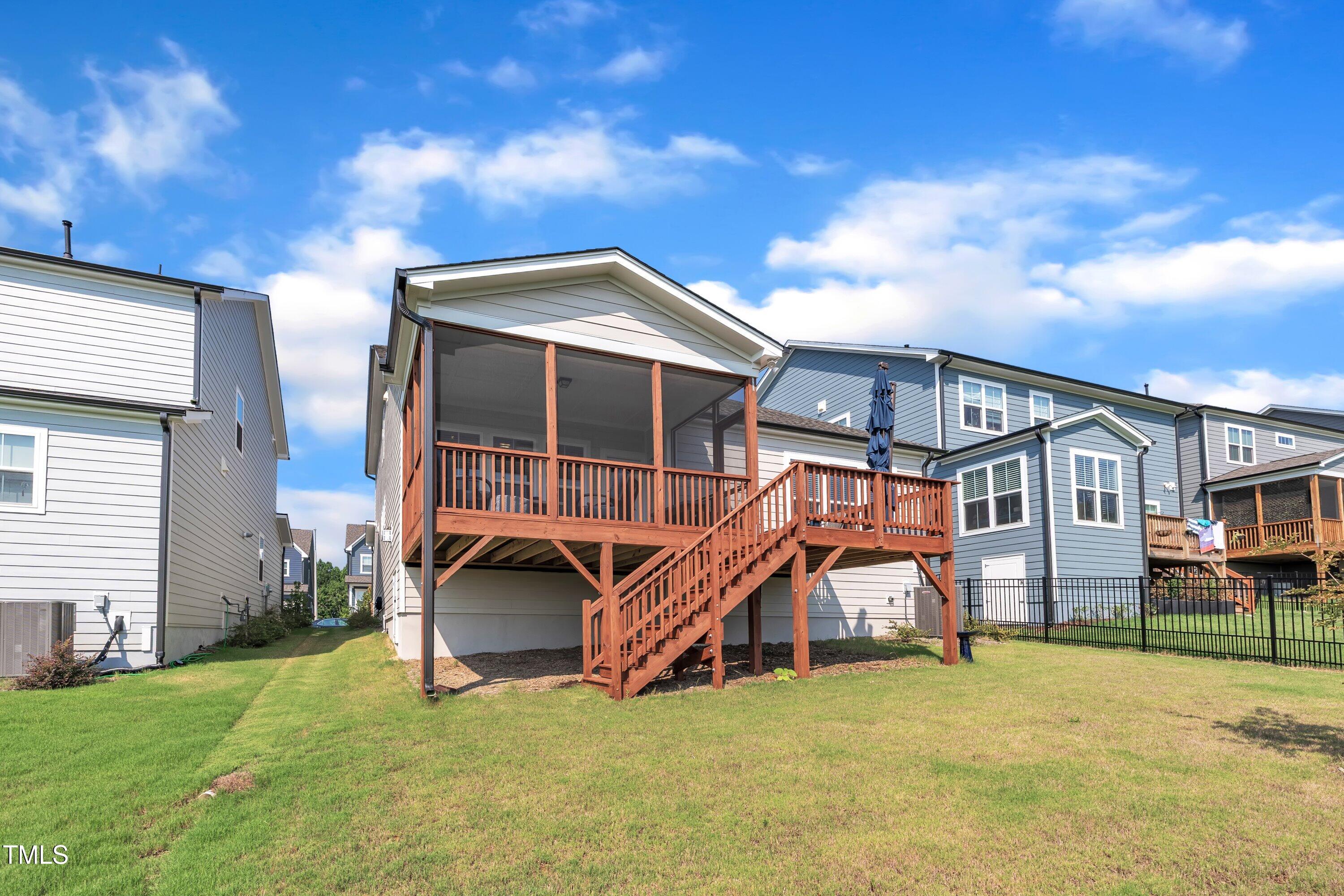 115 Circle City Way Property Photo 45