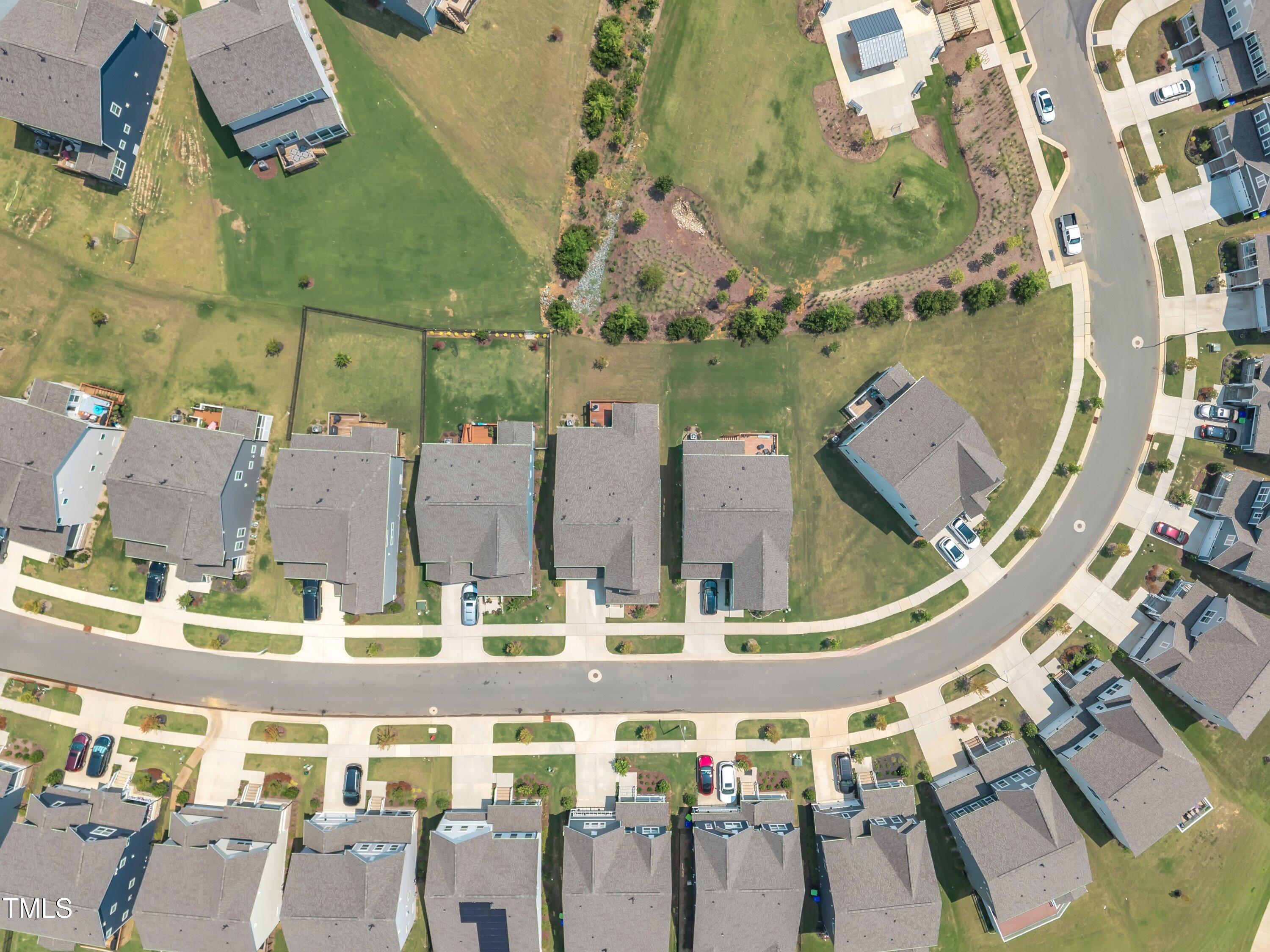 115 Circle City Way Property Photo 57
