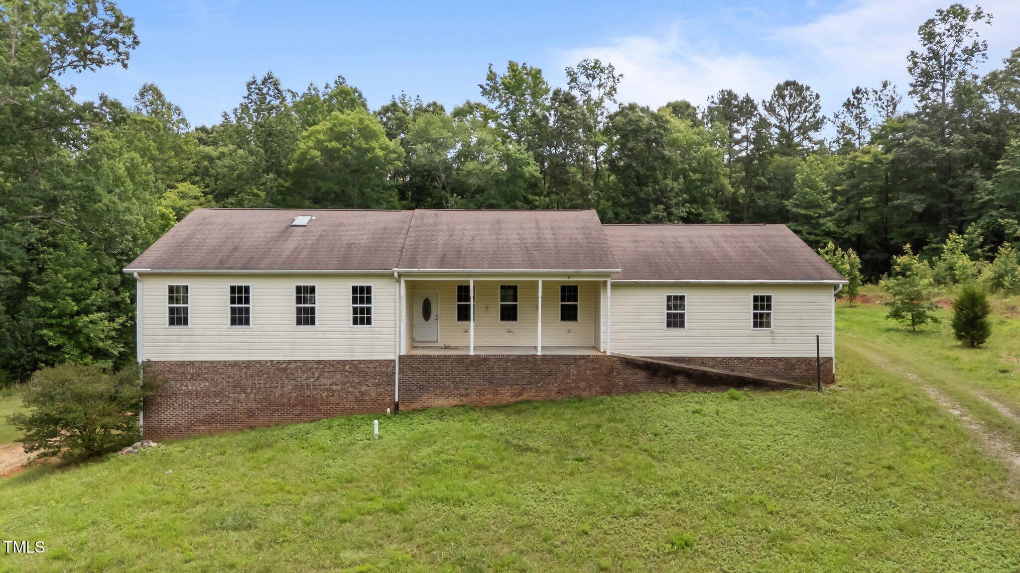 129 Shaman Drive Property Photo 1