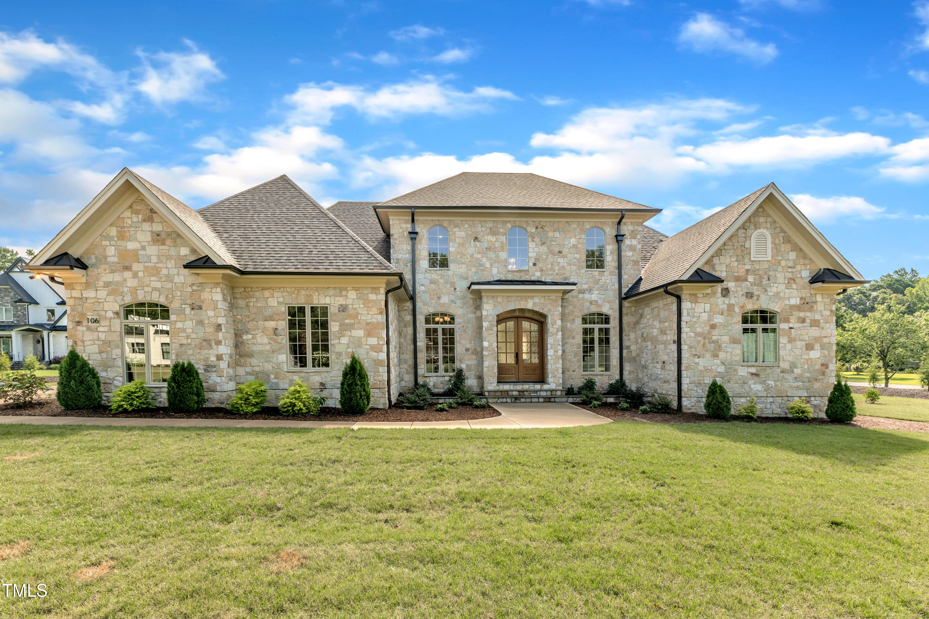 106 New Dawn Court Property Photo 1
