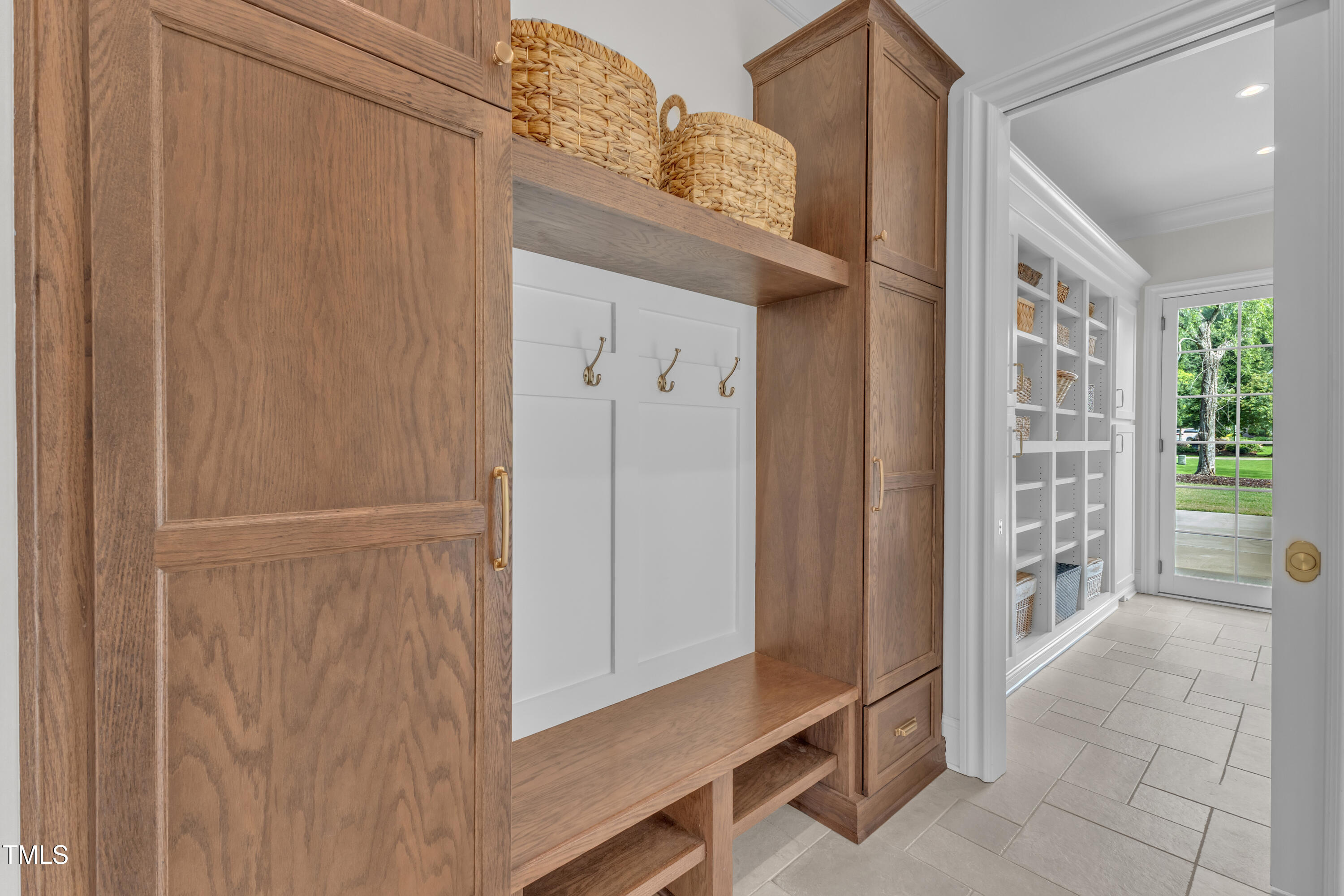 106 New Dawn Court Property Photo 19