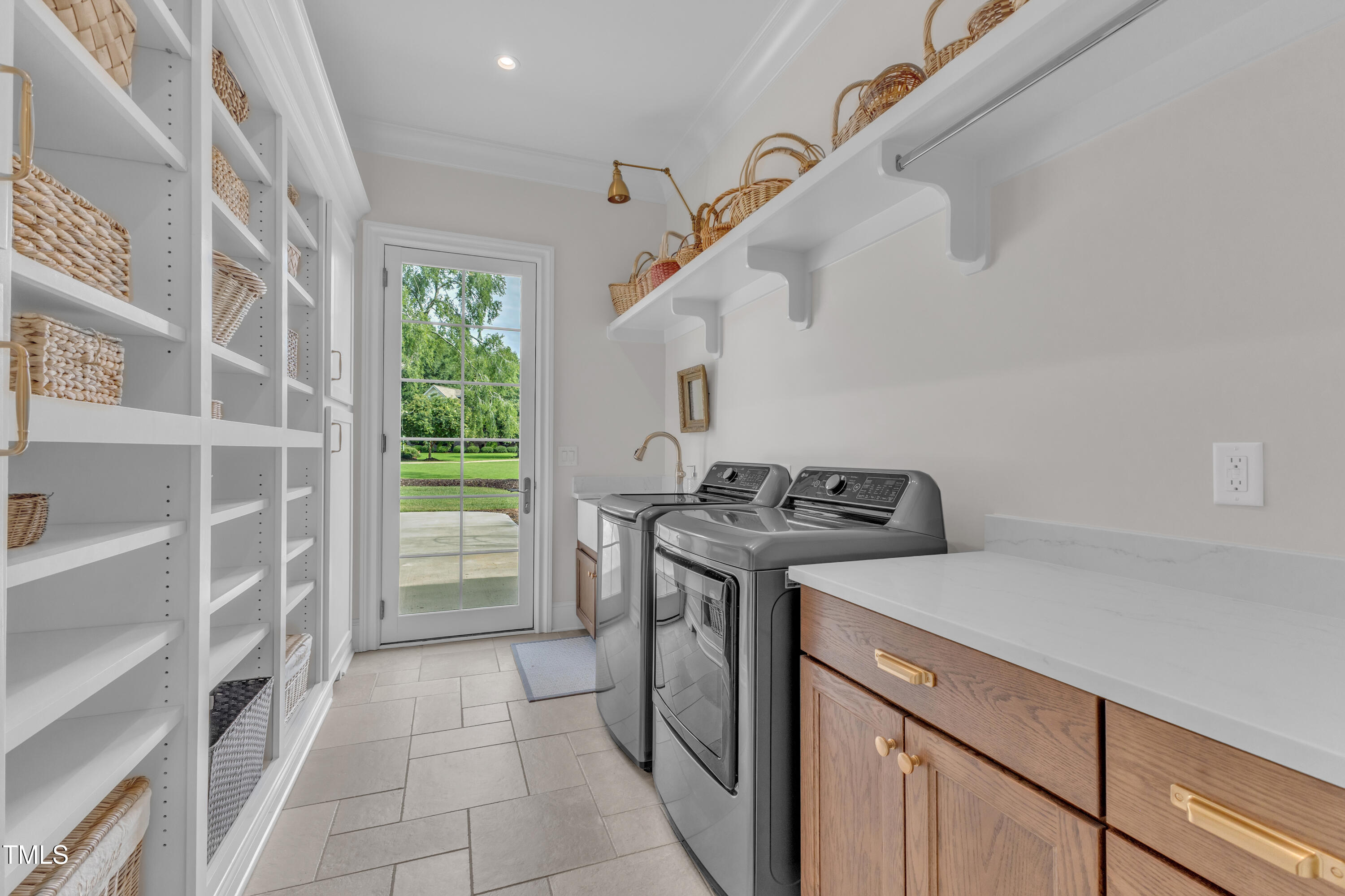 106 New Dawn Court Property Photo 20