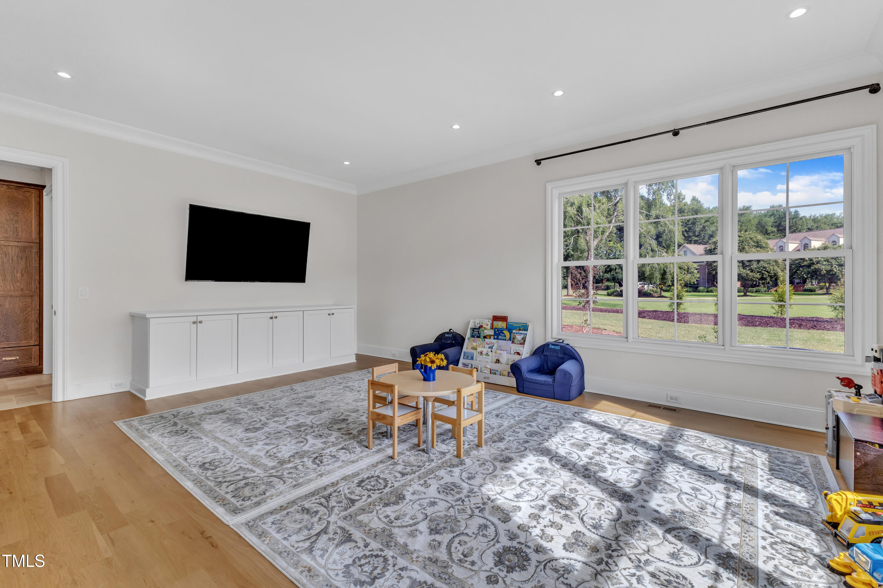 106 New Dawn Court Property Photo 21