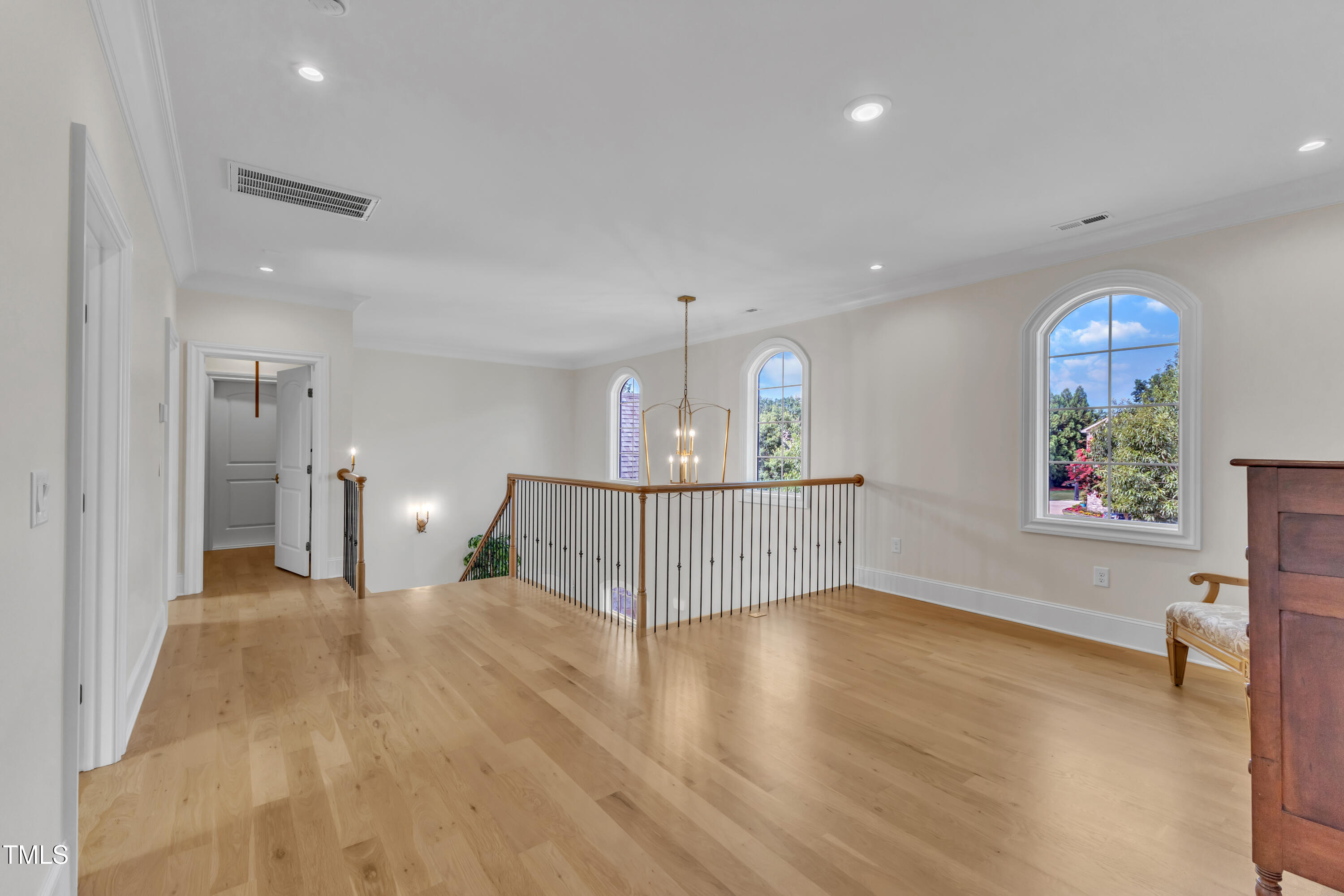 106 New Dawn Court Property Photo 23