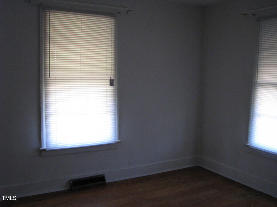 2206 E Club Boulevard Property Photo 7