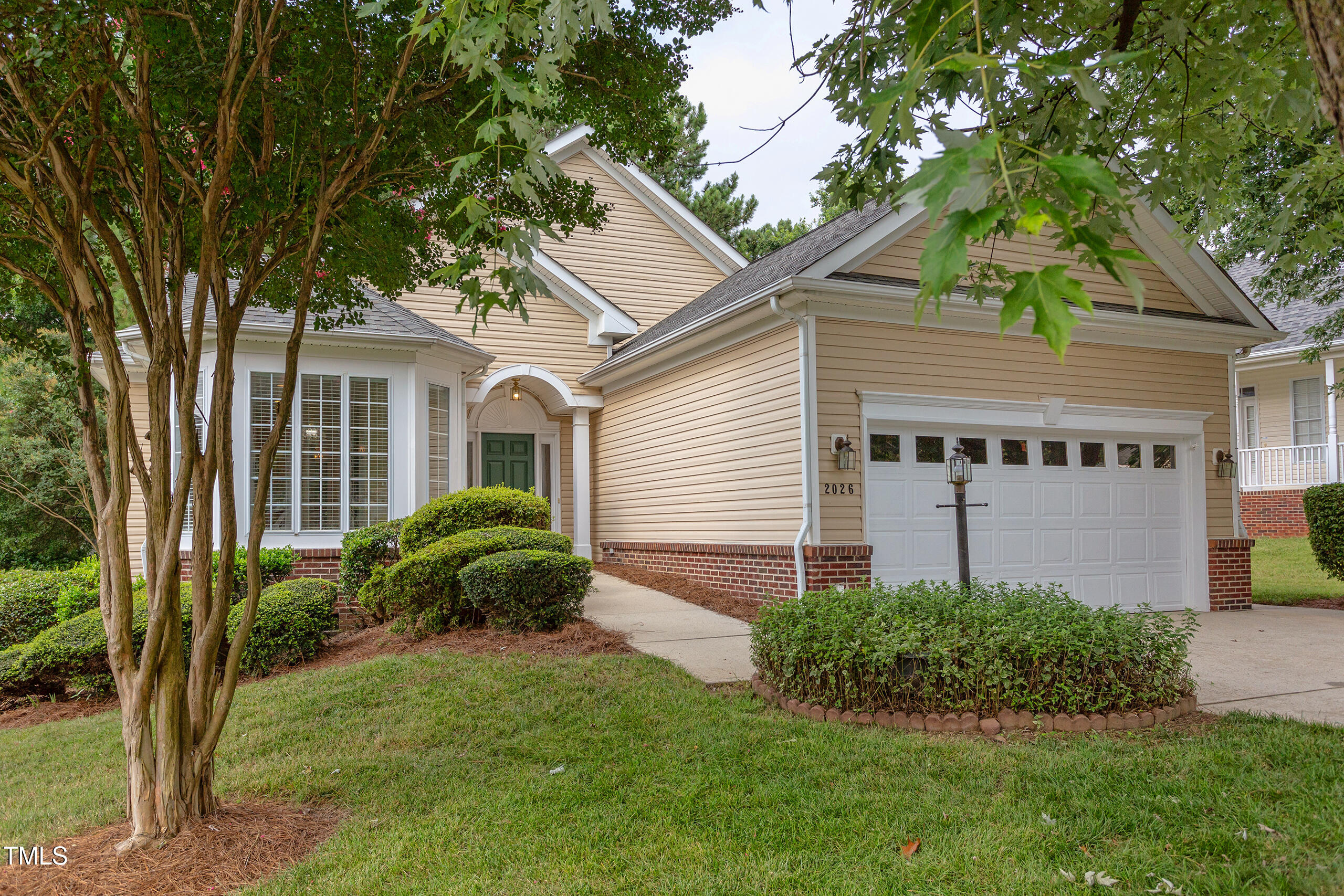 2026 Heritage Pines Drive Property Photo 3