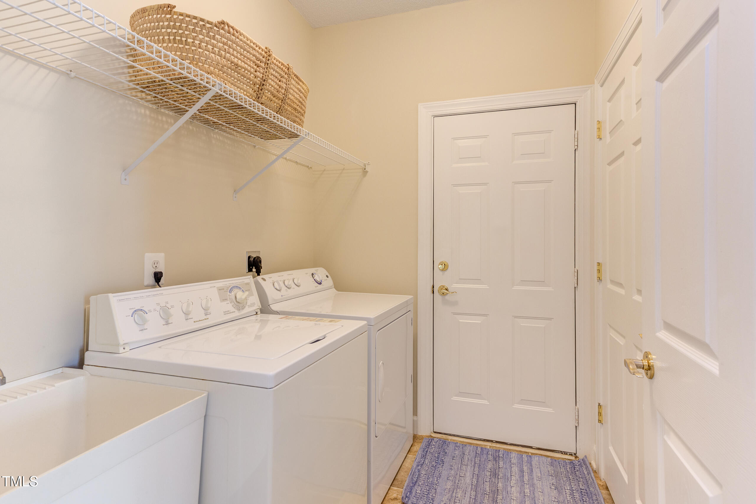 2026 Heritage Pines Drive Property Photo 17