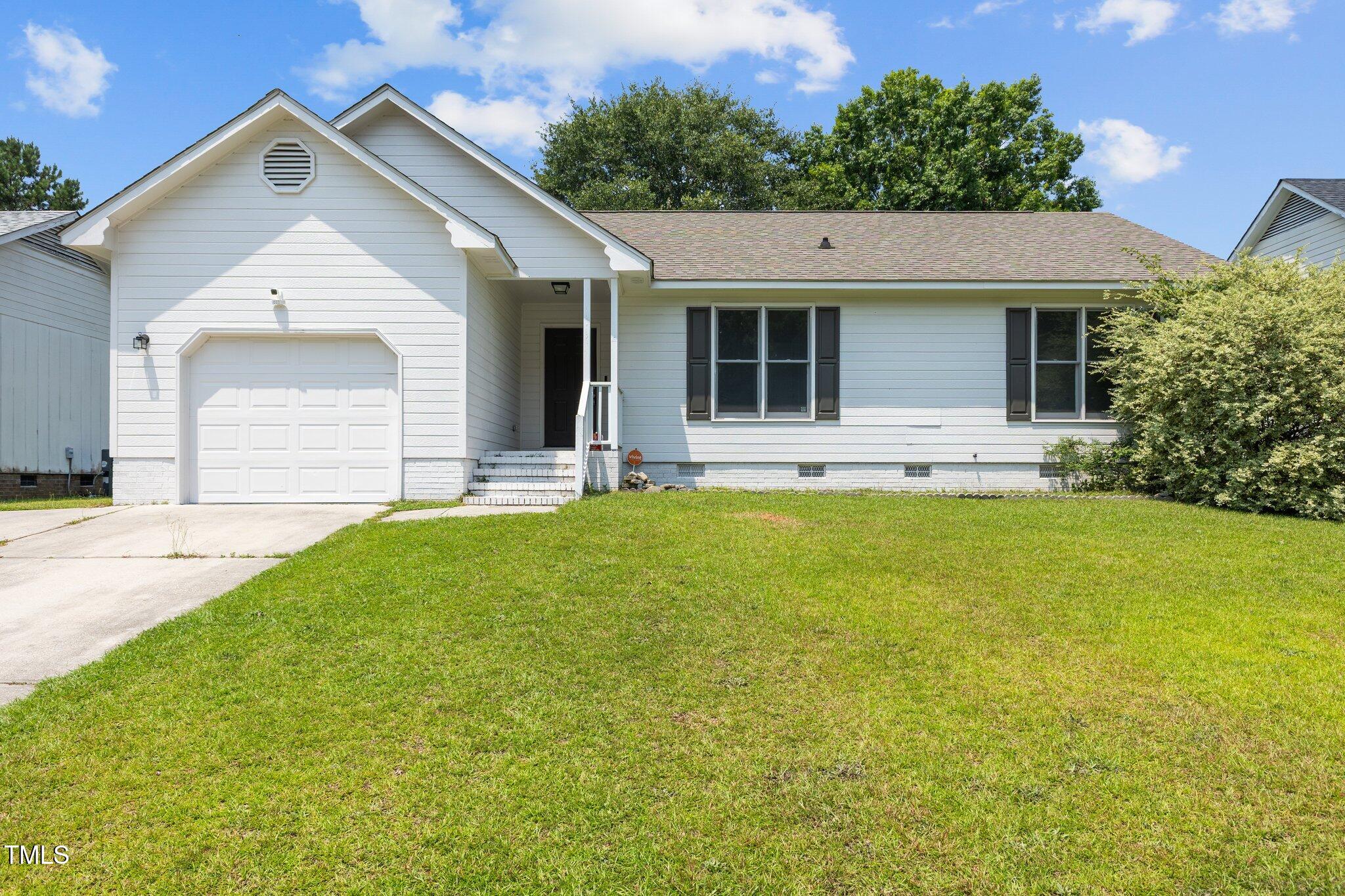 1324 Oak Knolls Drive Property Photo 1