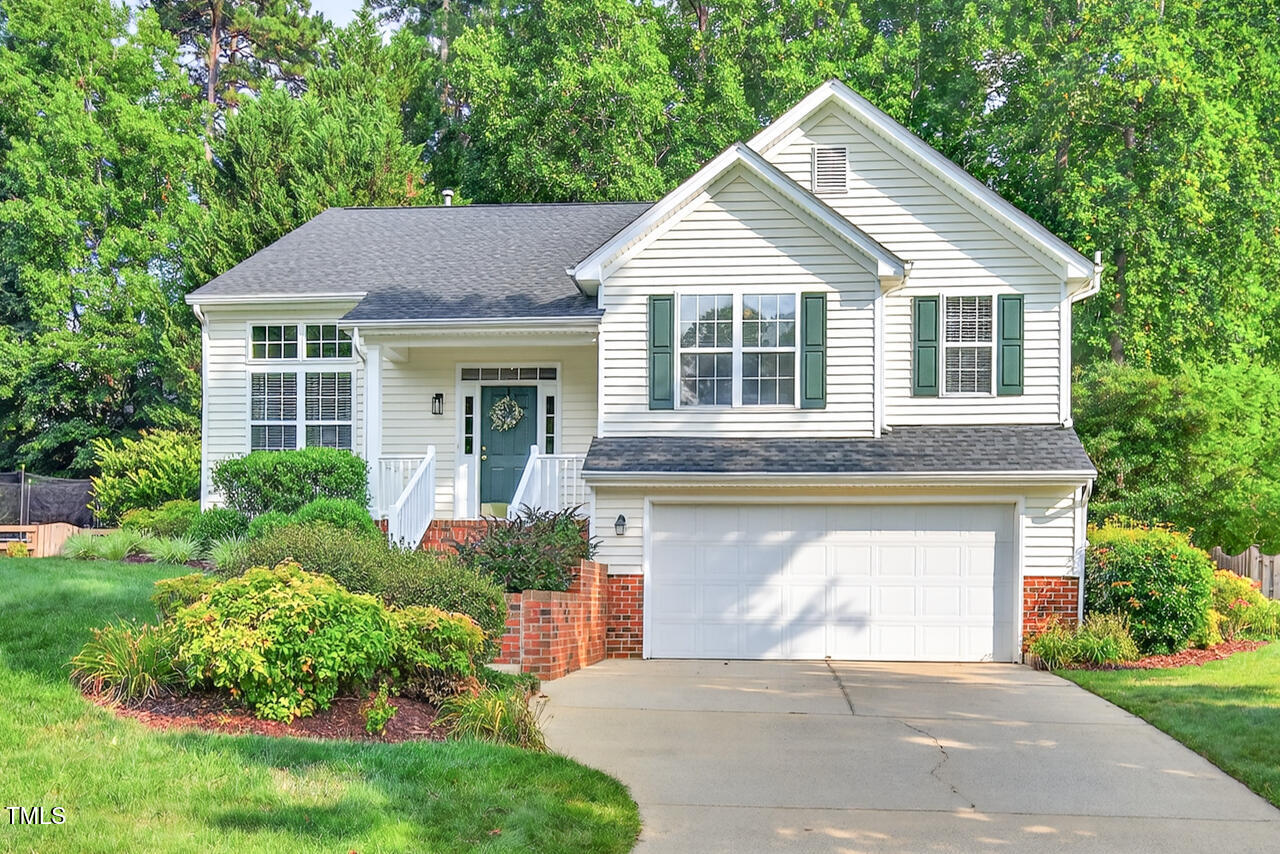 1004 Scotsburg Trail Property Photo 1