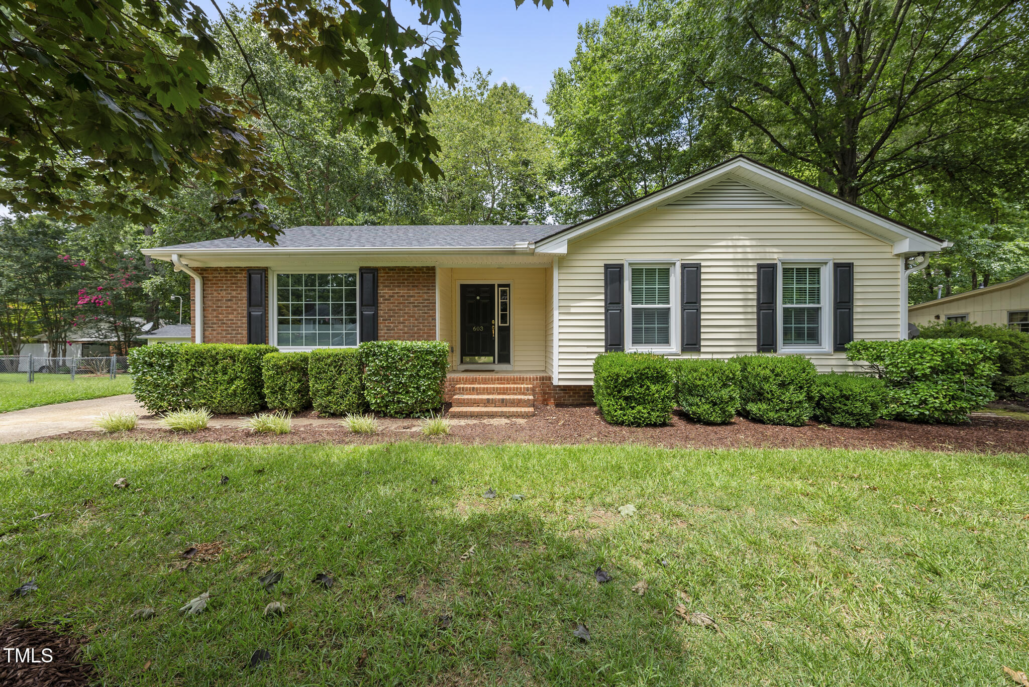 603 E Park Street Property Photo 1