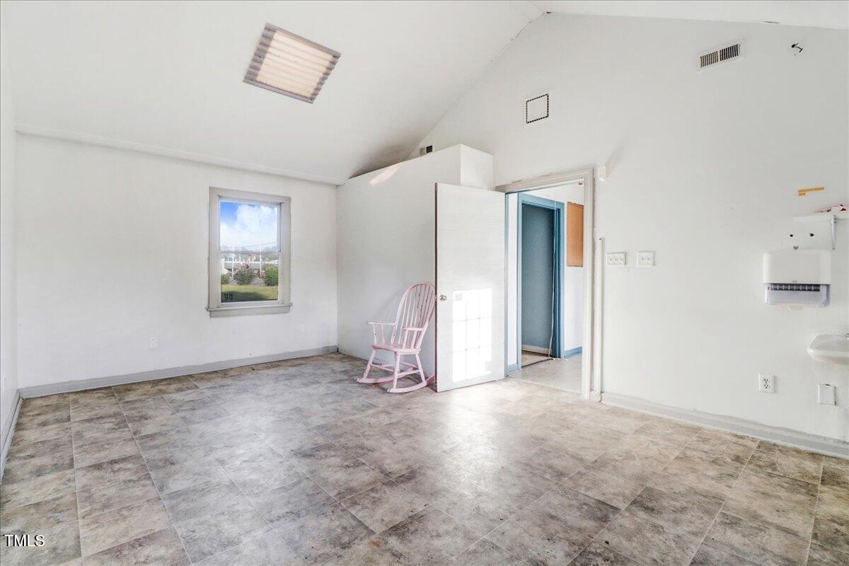 651 N Brightleaf Boulevard Property Photo 26