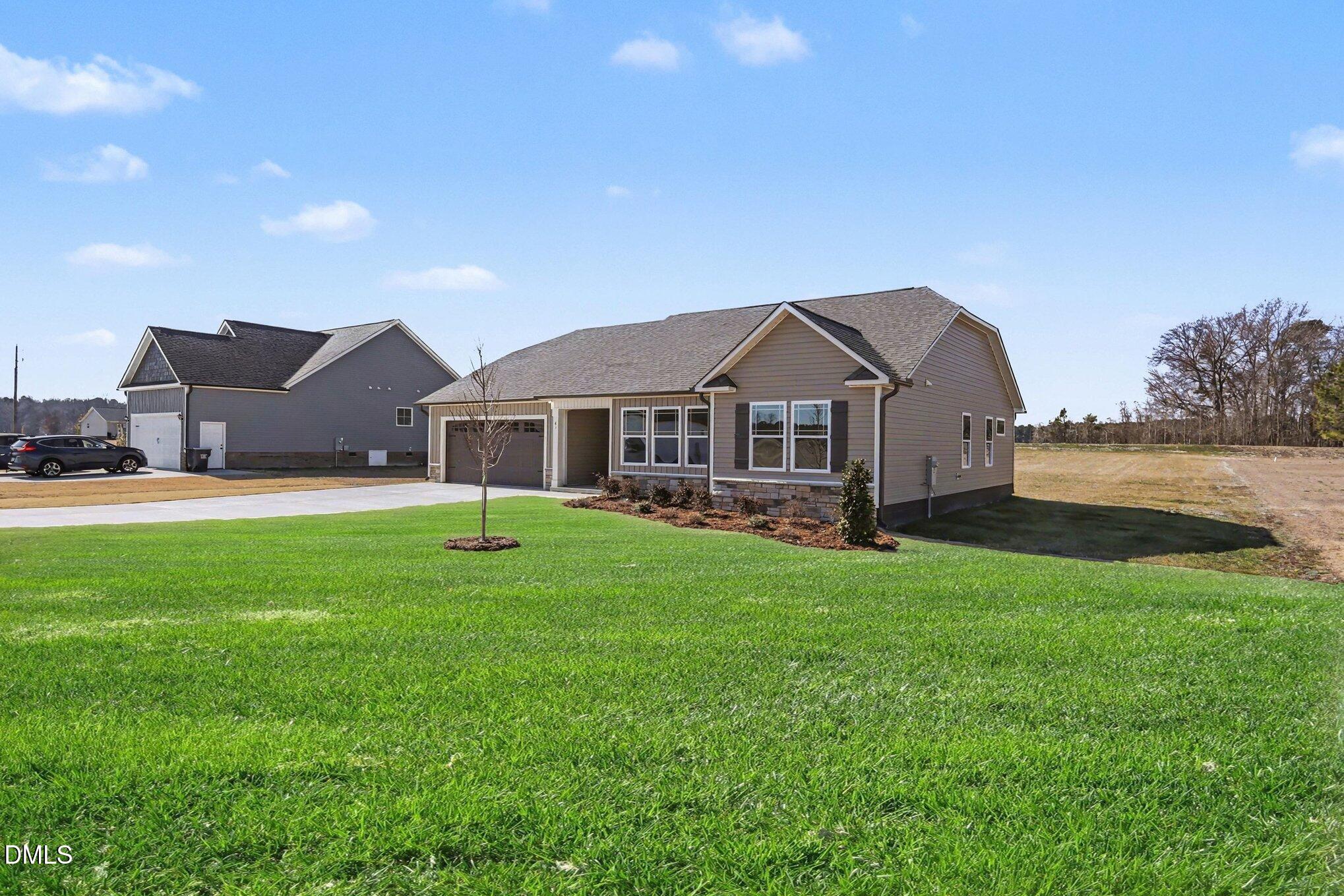 61 Maxwell Farm Lane (lot 16) Property Photo 2