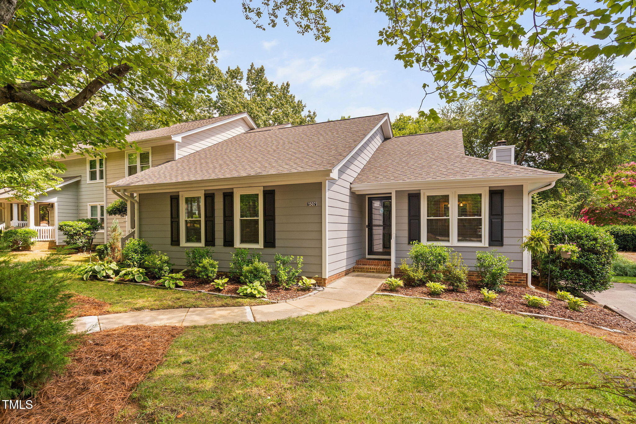 1507 Woodcroft Drive Property Photo 1