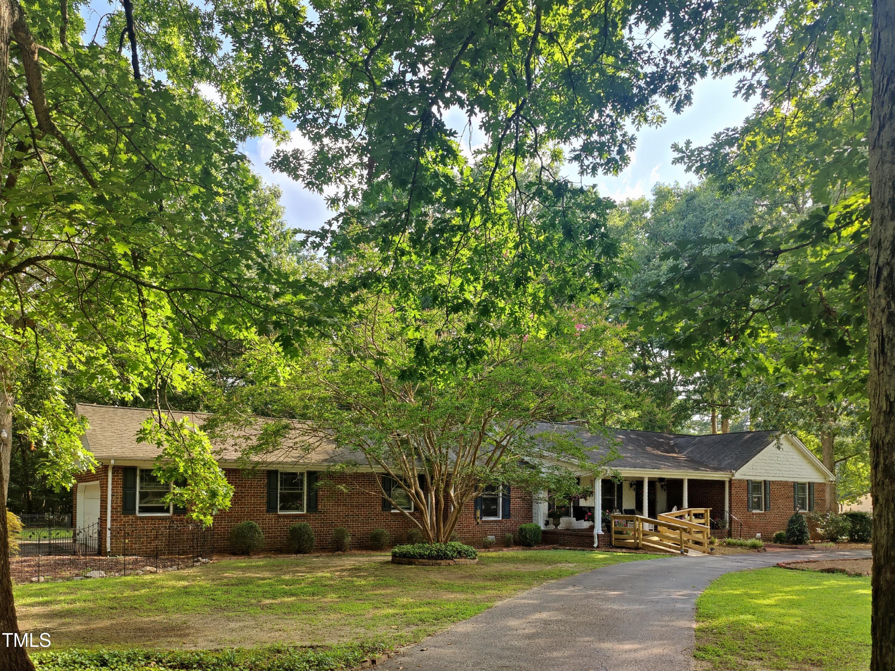 6517 Whitted Road Property Photo 1