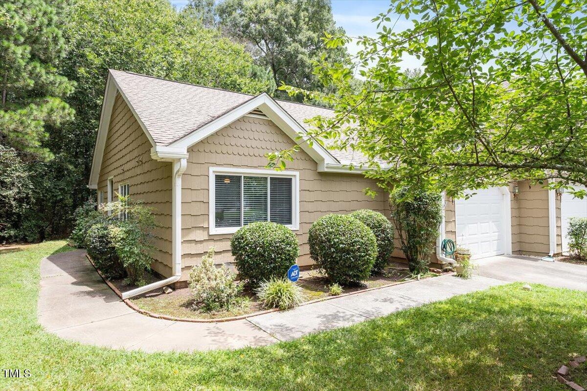 4201 Pin Oak Drive Property Photo 1