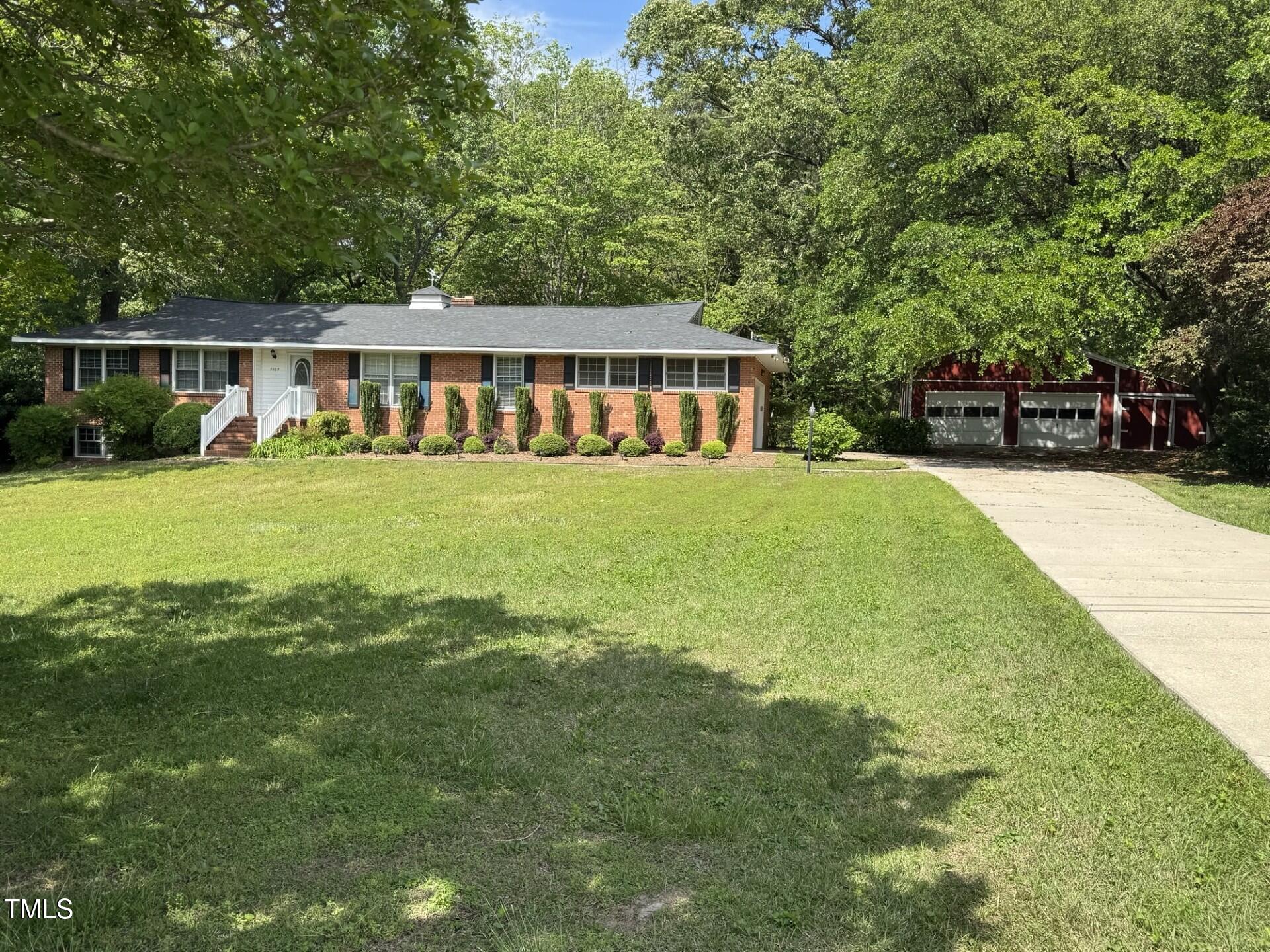 5009 Old Elizabeth Road Property Photo 1
