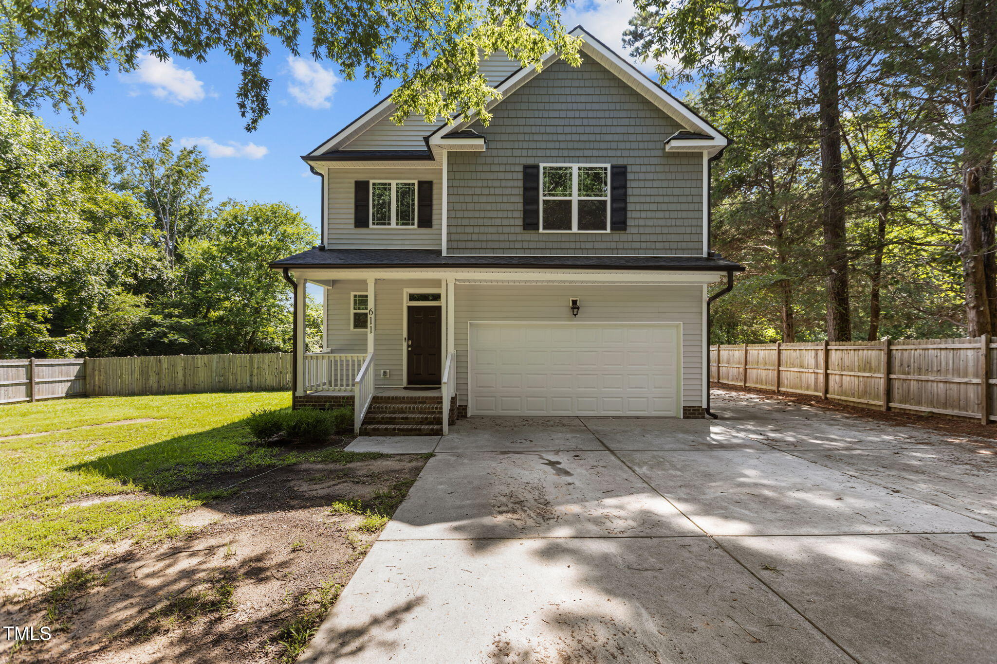 611 30th Street Property Photo 1