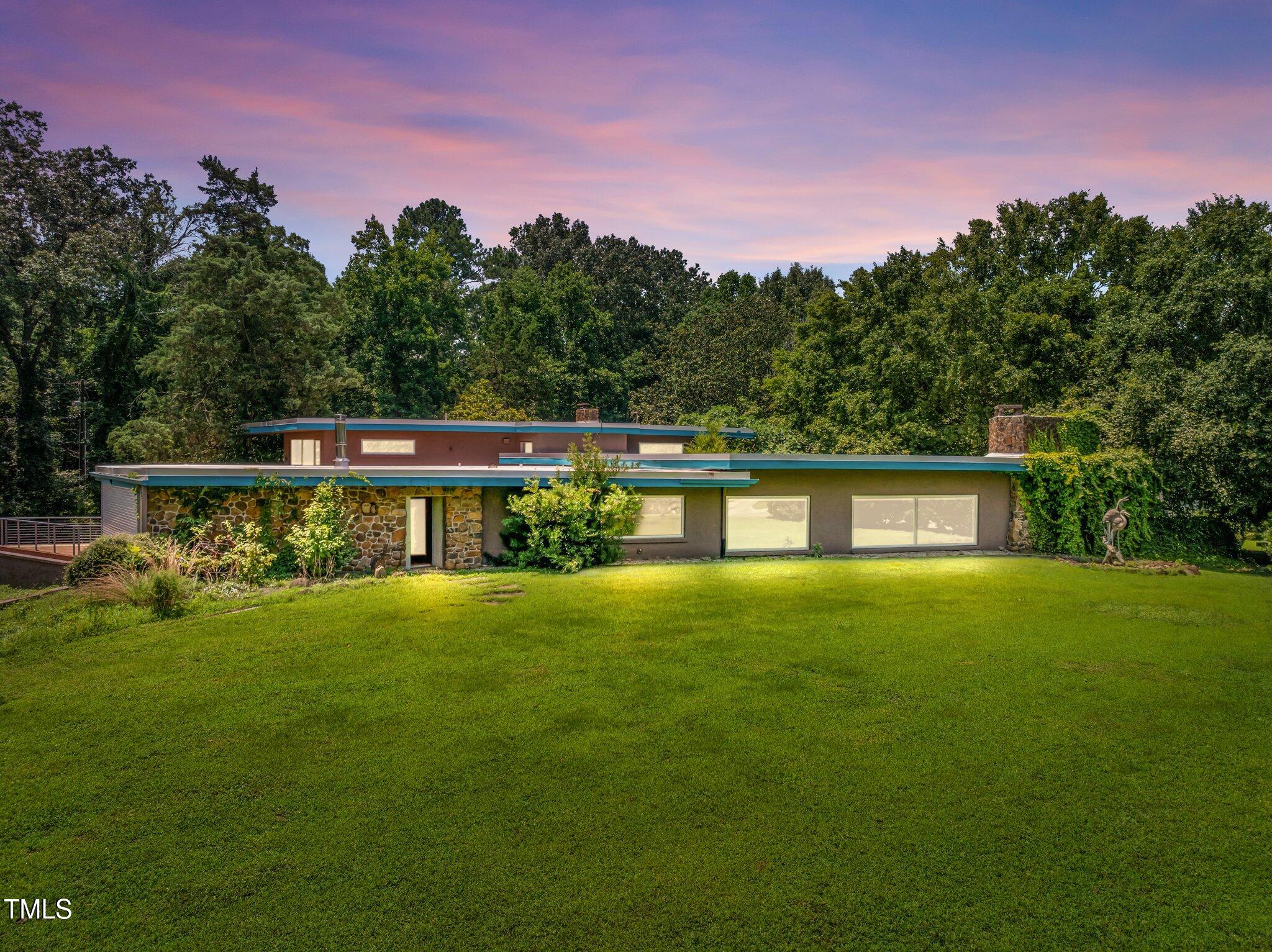 115 Ashworth Drive