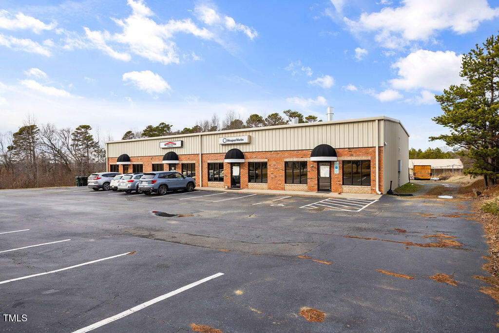 1833 Anthony Road Property Photo 1