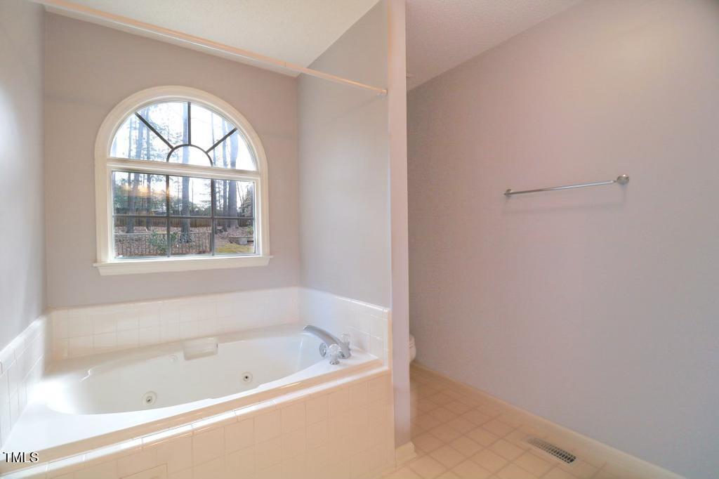 6400 Westborough Drive Property Photo 11