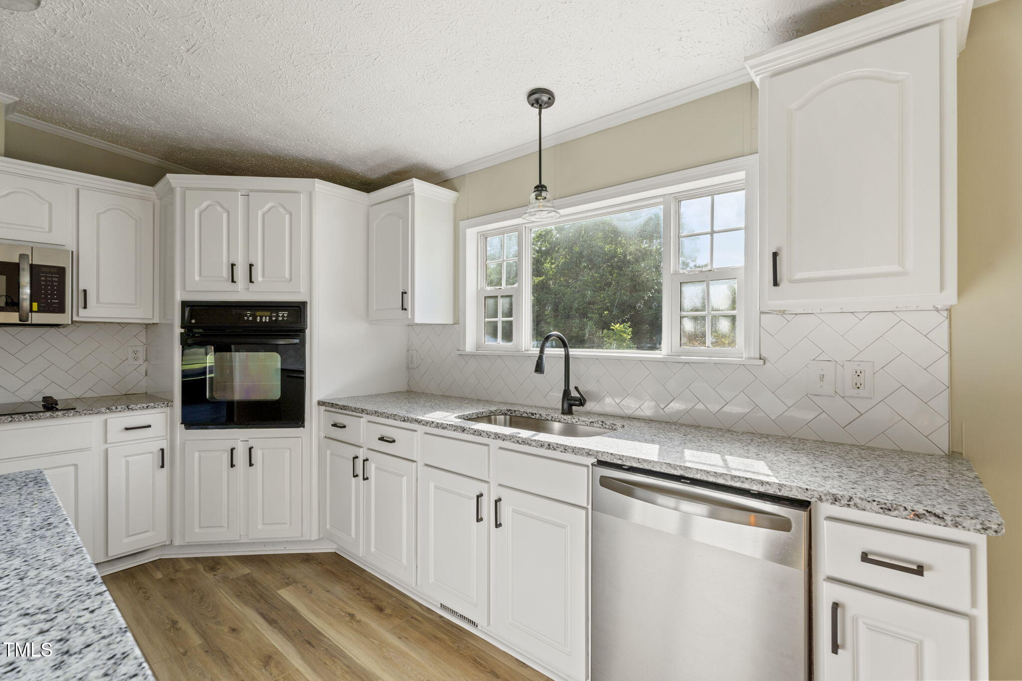 44 Live Oak Court Property Photo 1