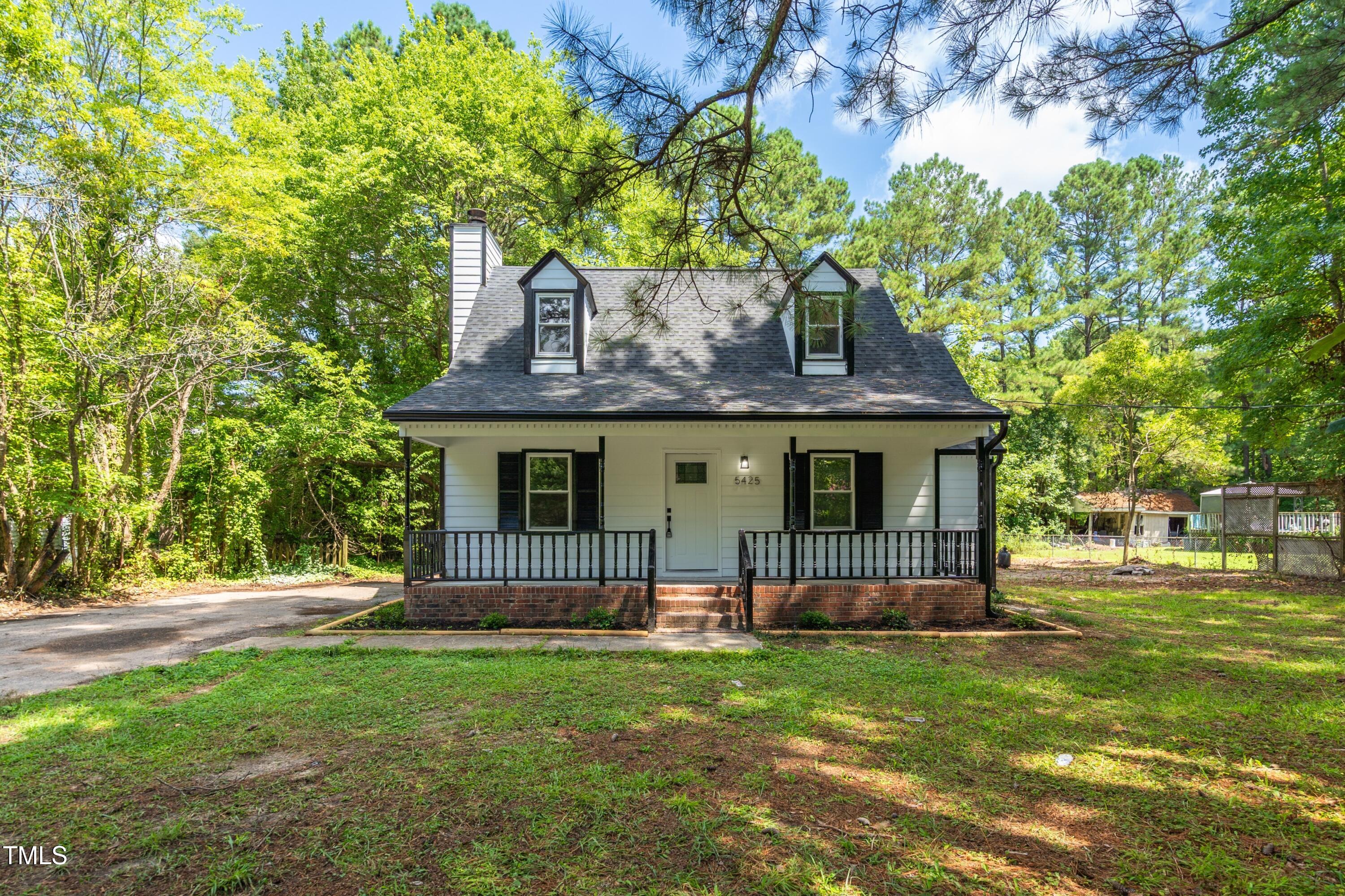 5425 Walton Hill Road Property Photo 1