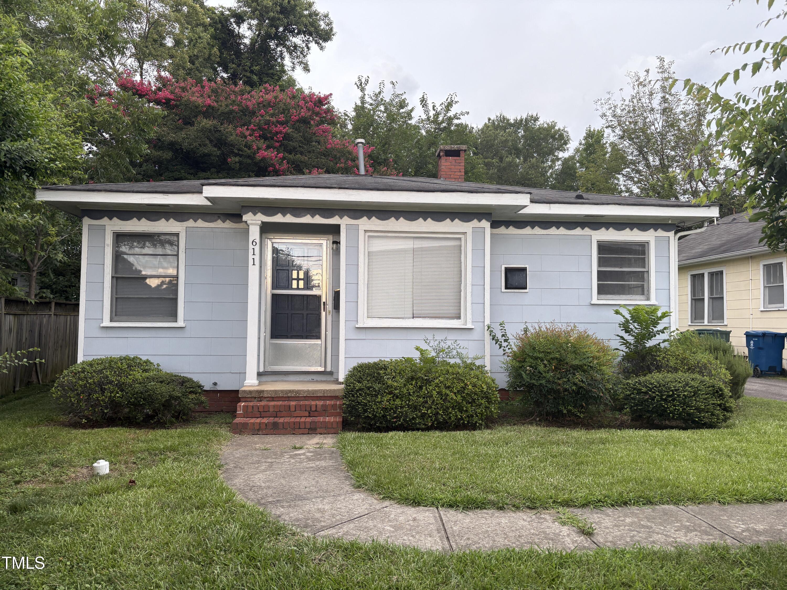611 Hicks Street Property Photo 1