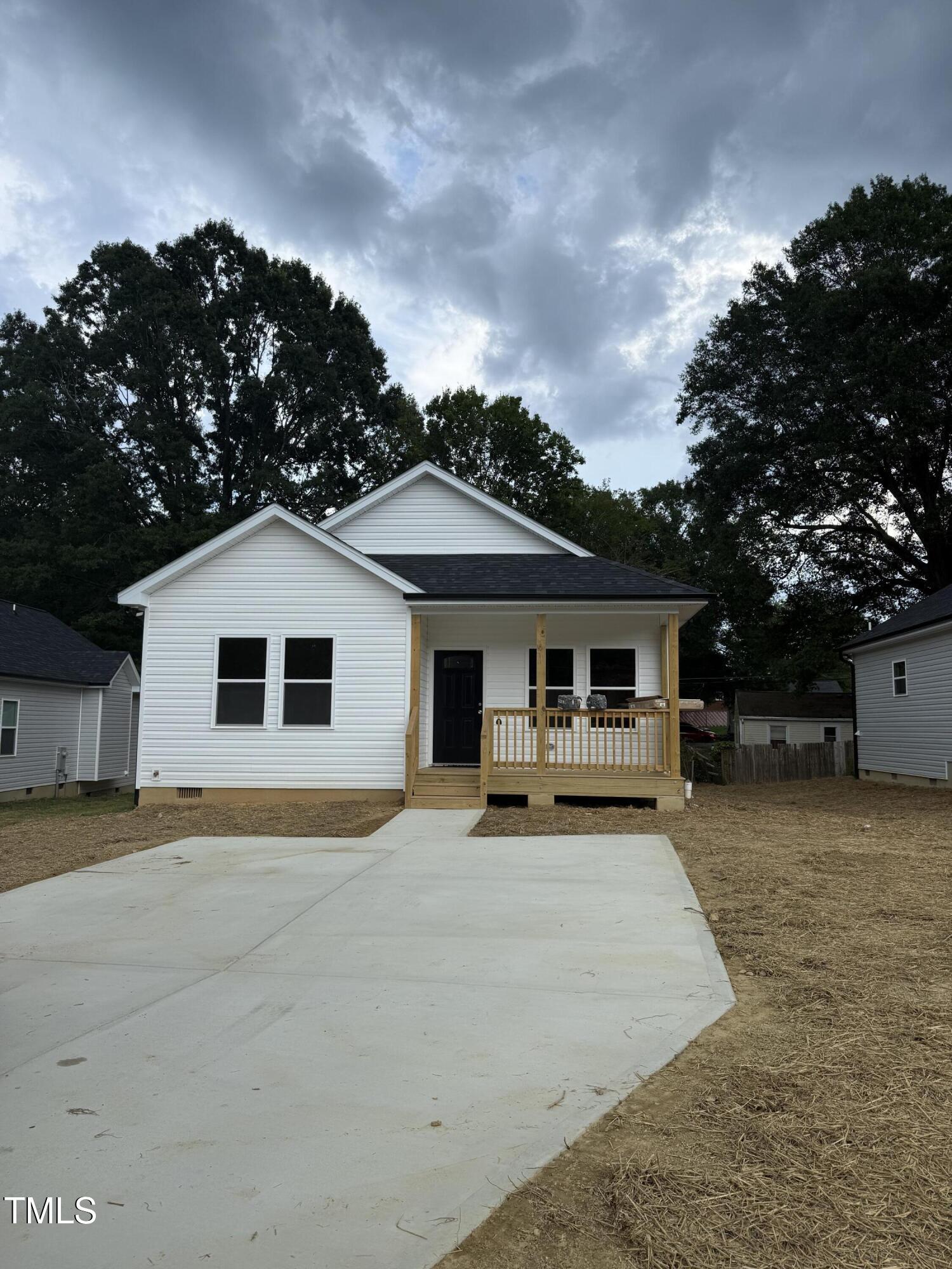713 Ross Street Property Photo 1