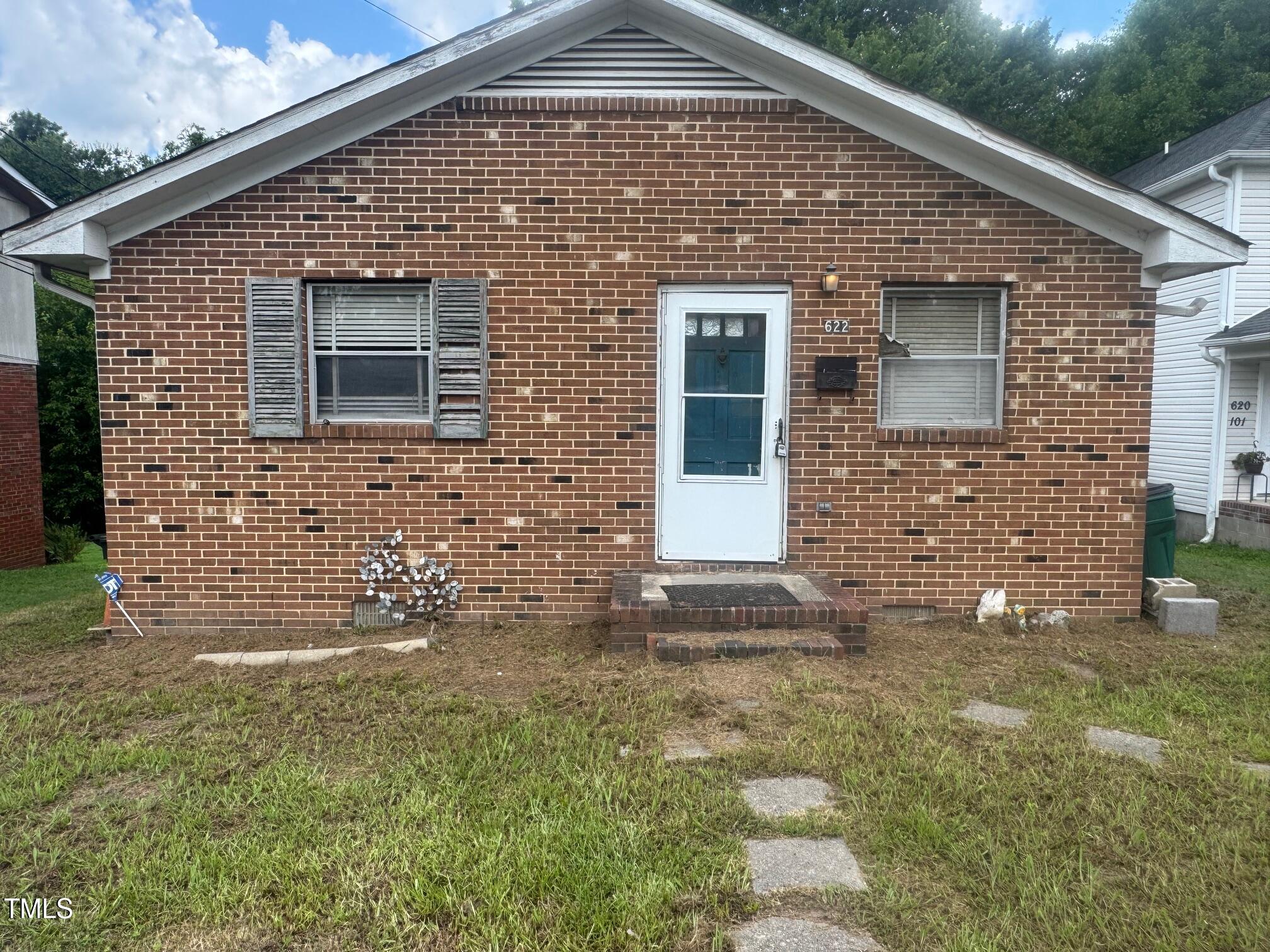 622 Middle Street Property Photo 1