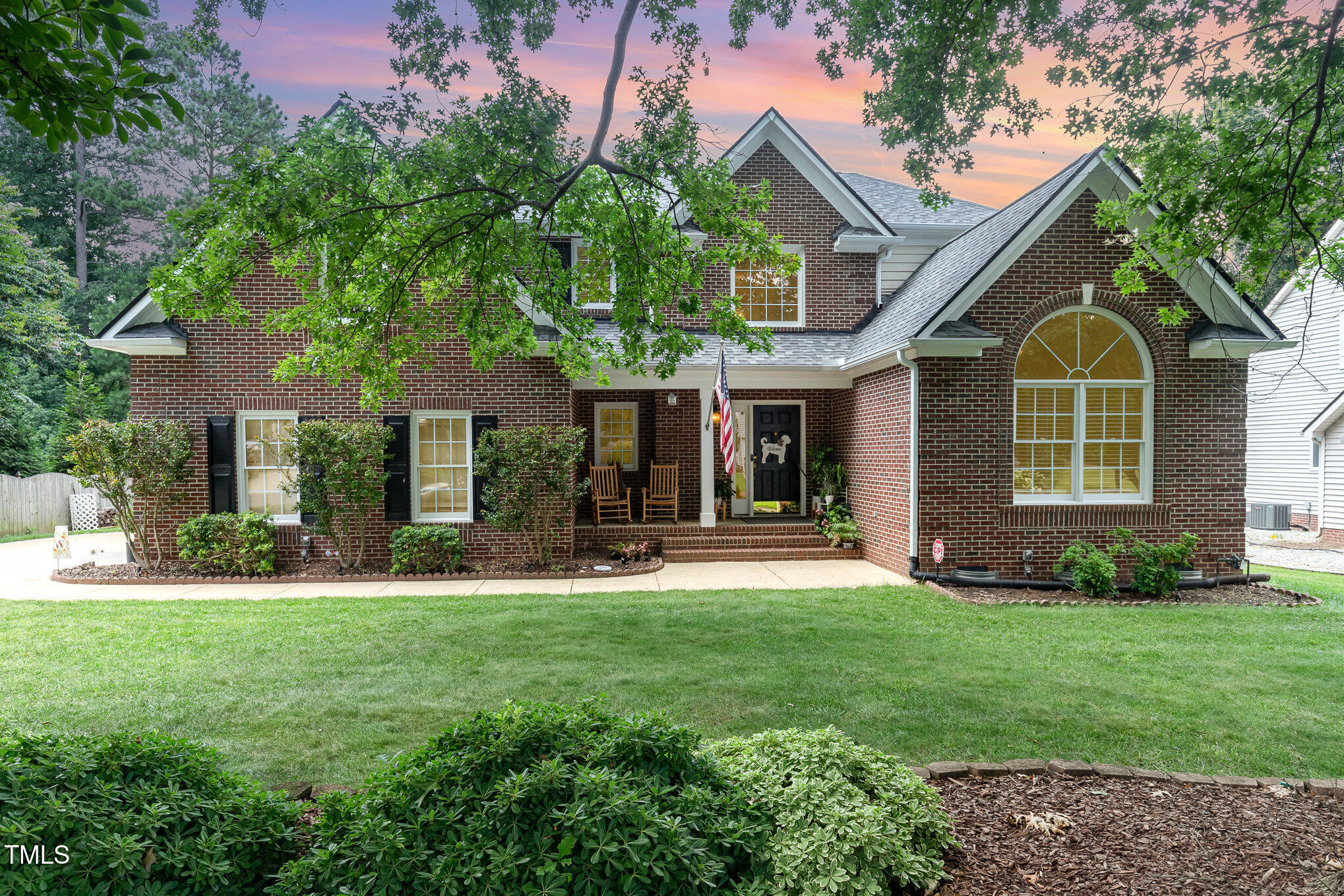 102 Forest Edge Drive Property Photo 1