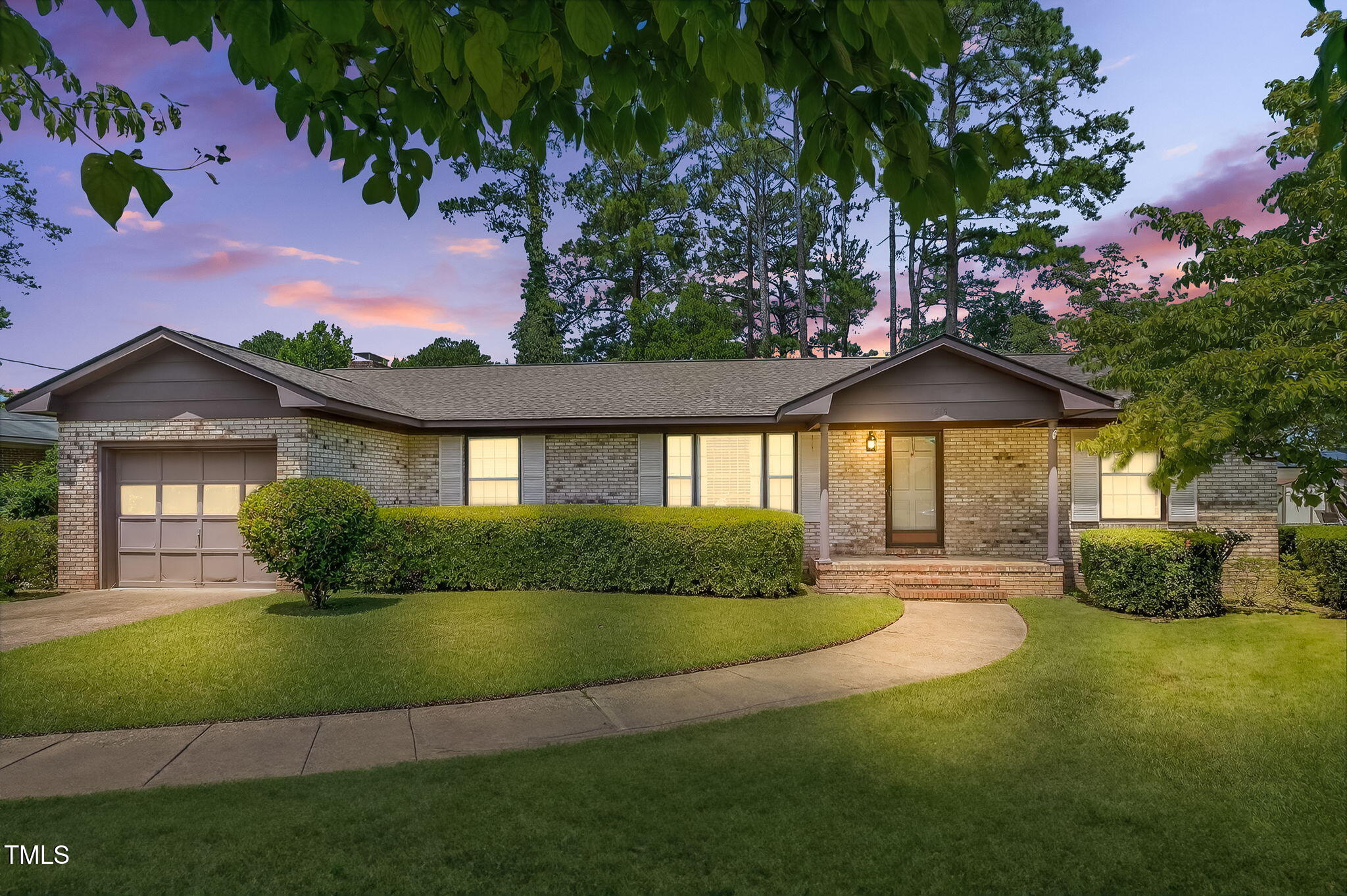 1515 Nicklaus Drive Property Photo 1