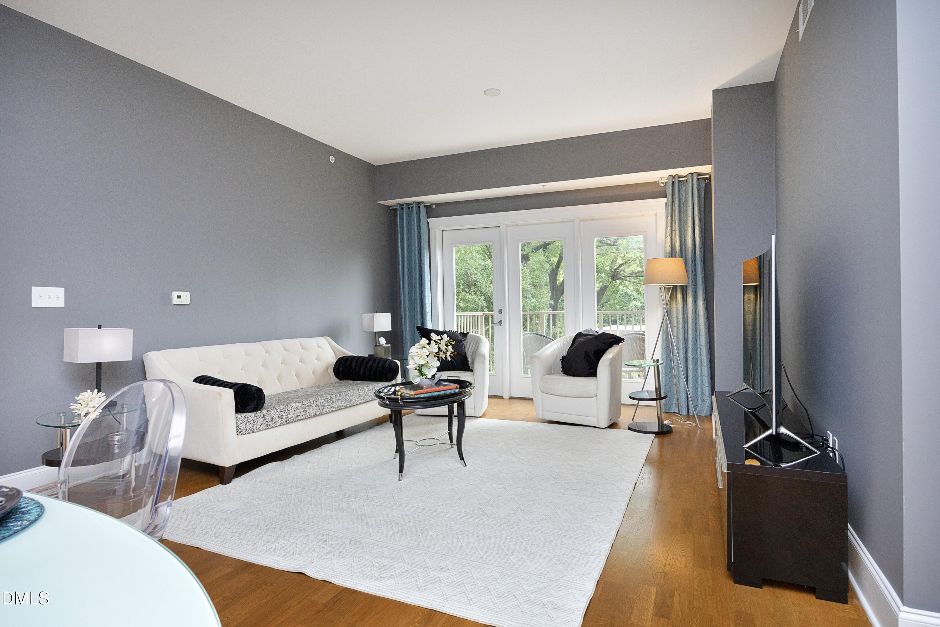 222 Glenwood Avenue # 413 Property Photo 1